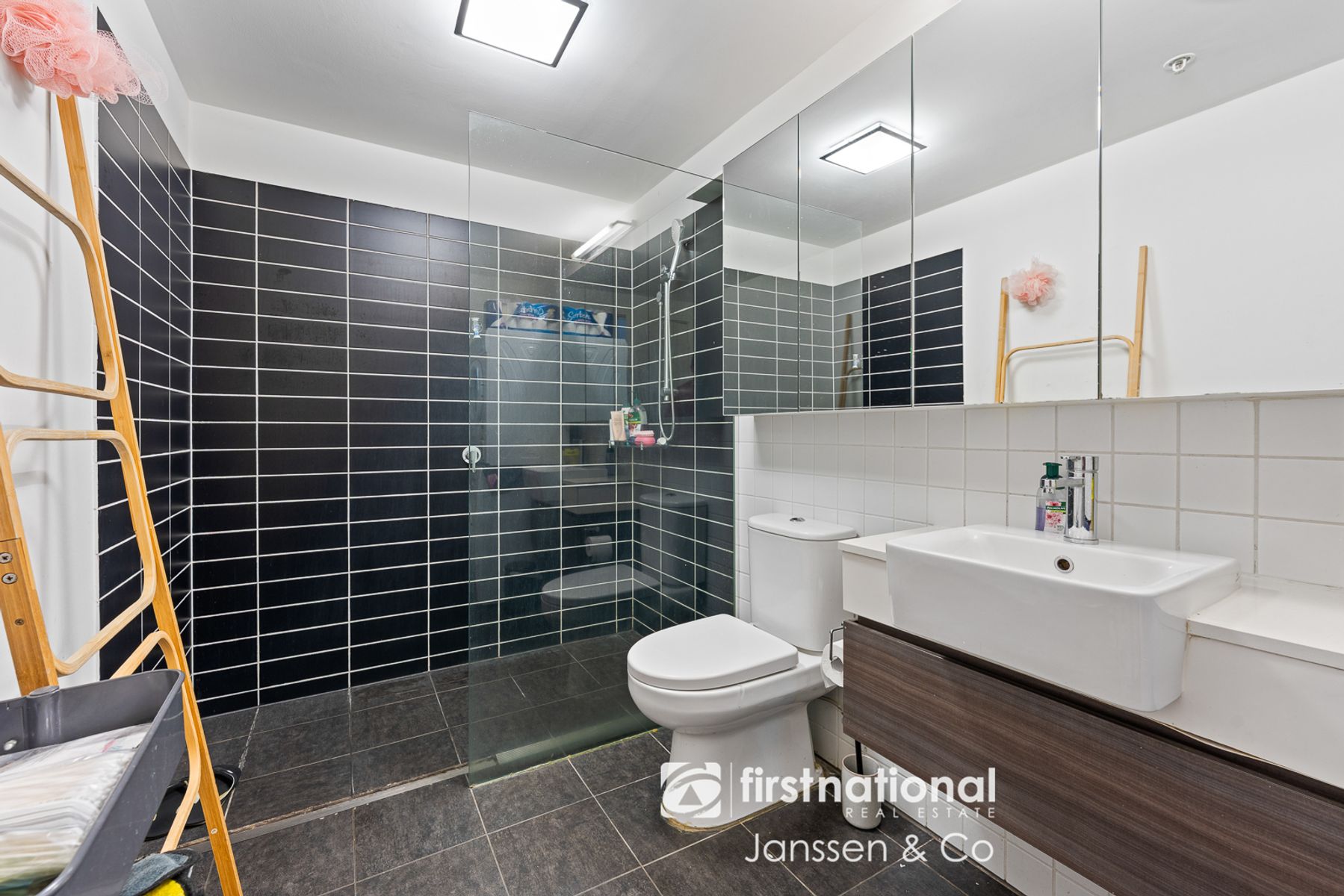 212/8 Yarra Bing Crescent, Burwood VIC 3125, Burwood - Thumbnail 7