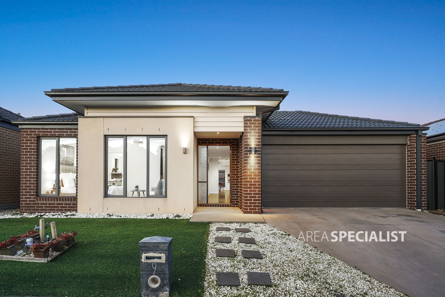 9 Tilia Drive, Cranbourne North, VIC 3977