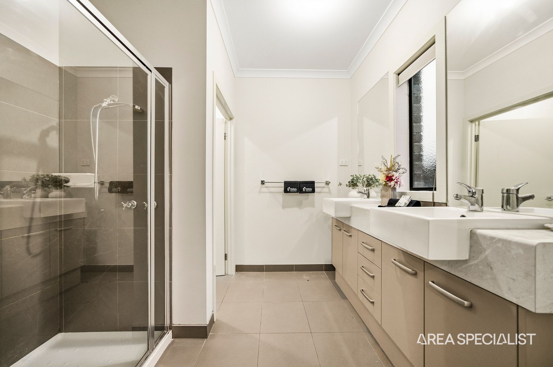 4 Kingbird Avenue, Tarneit - Thumbnail 6