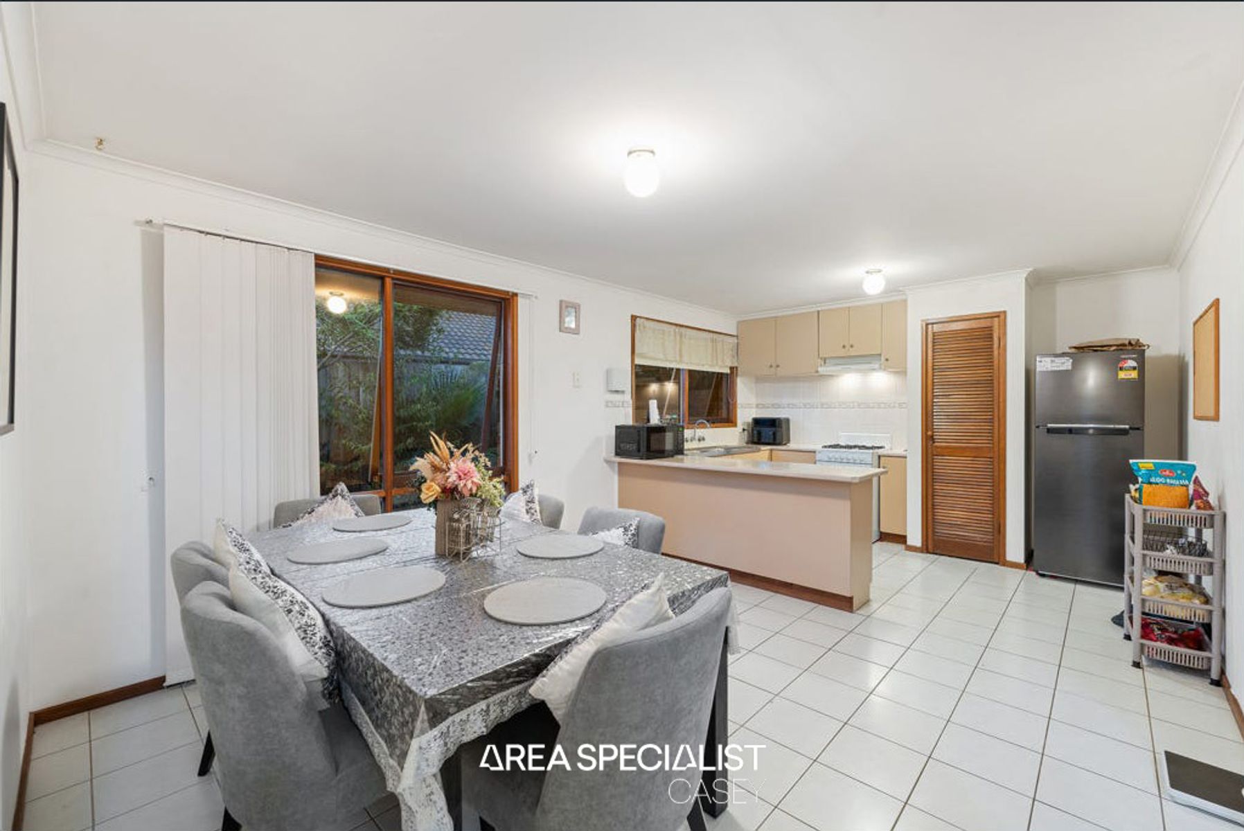 32 Strafford Avenue, Cranbourne, Cranbourne - Thumbnail 8