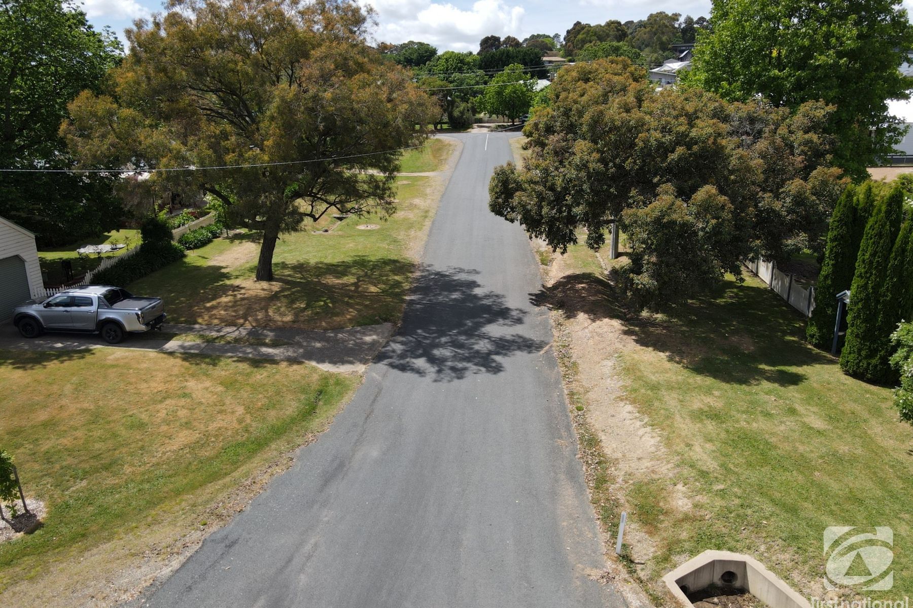 4 Allen Street, Beechworth VIC 3747, Beechworth - Thumbnail 6