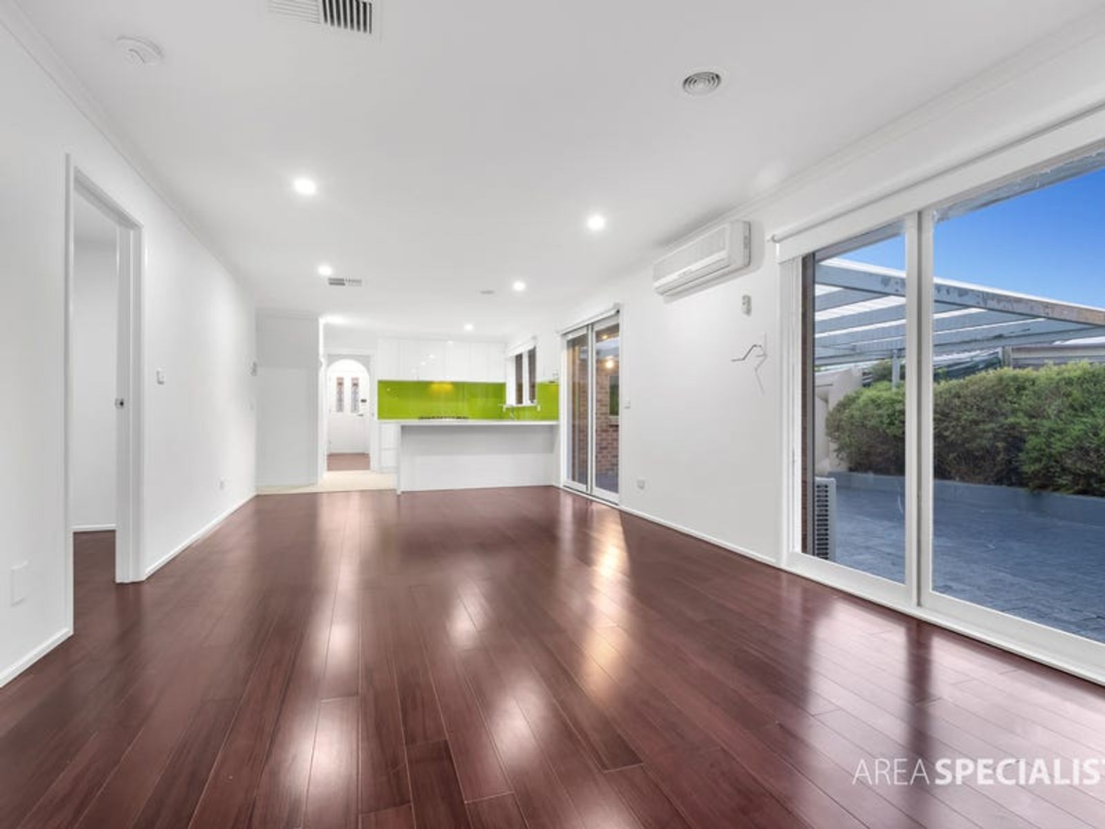 8 Ralph Crescent, Hampton Park, VIC 3976, Hampton Park - Thumbnail 5