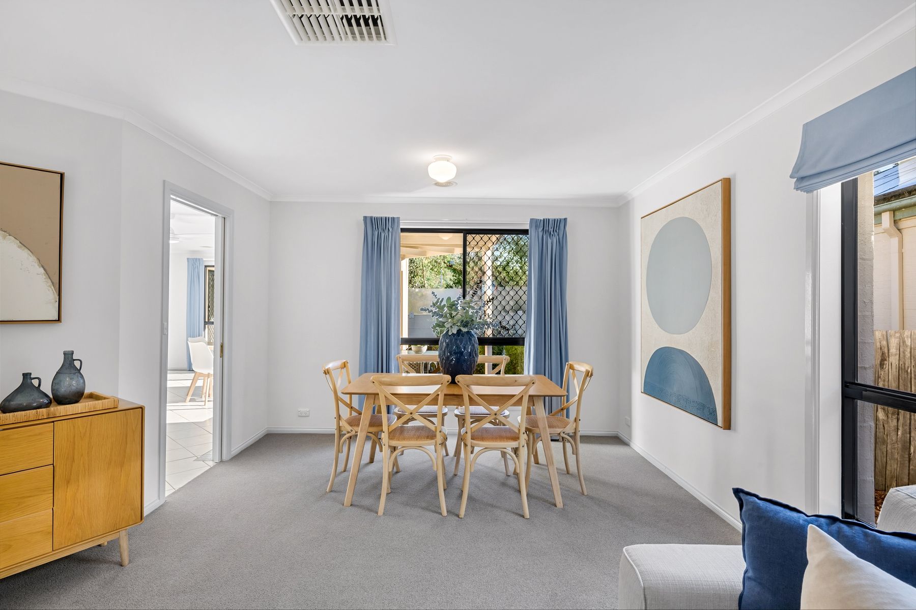 21 Macadamia Close, Jerrabomberra - Thumbnail 5