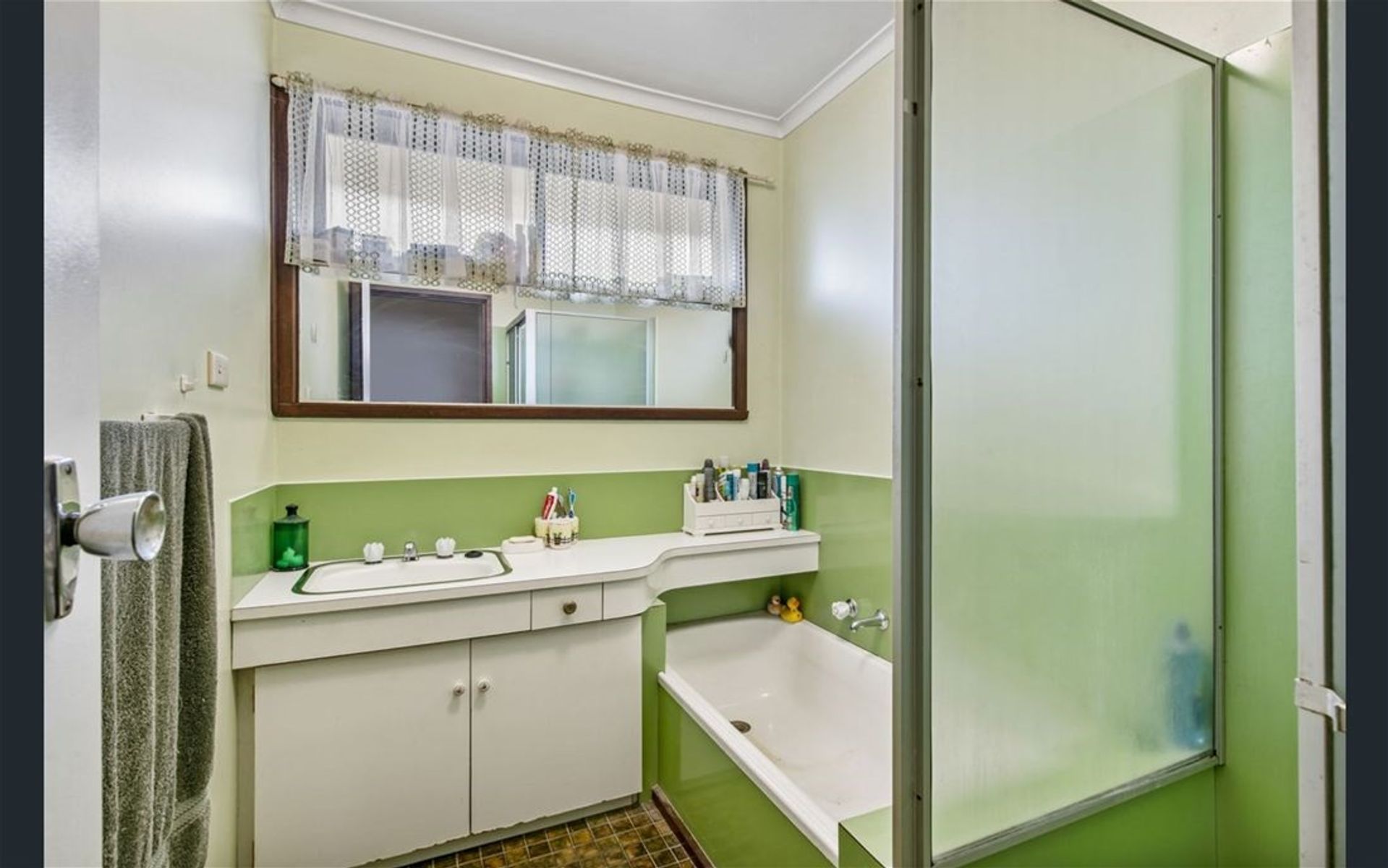 29 Silverton Drive, Ferntree Gully, VIC 3156, Ferntree Gully - Thumbnail 6
