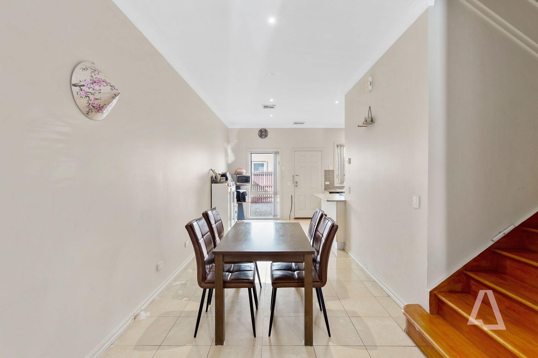 2/2 McArthur Avenue, St Albans, St Albans - Thumbnail 3