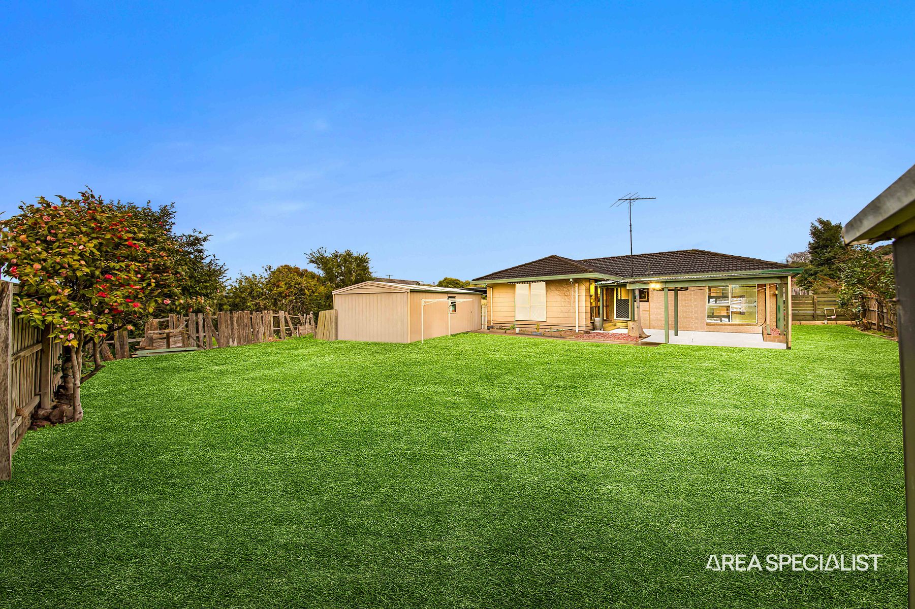 8 Atkins Road, Pakenham, VIC 3810, Pakenham - Thumbnail 2