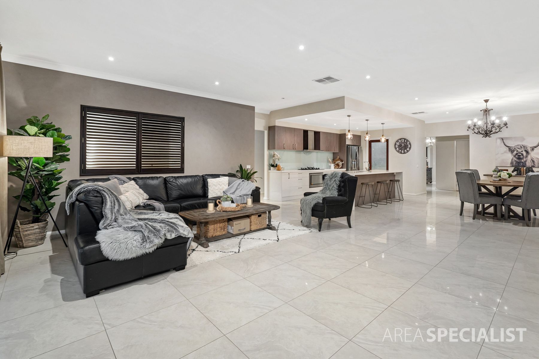 209 Heather Grove, Clyde North, VIC 3978, Clyde North - Thumbnail 3