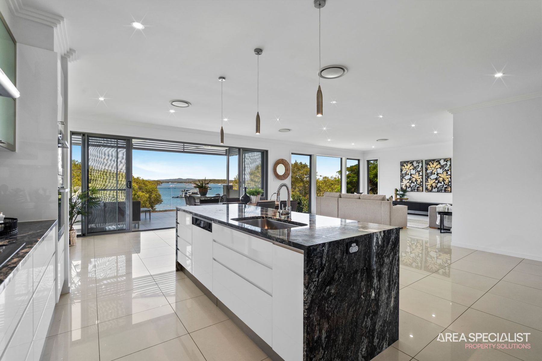 8 Adrian Court, Jacobs Well, QLD 4208, Jacobs Well - Thumbnail 7