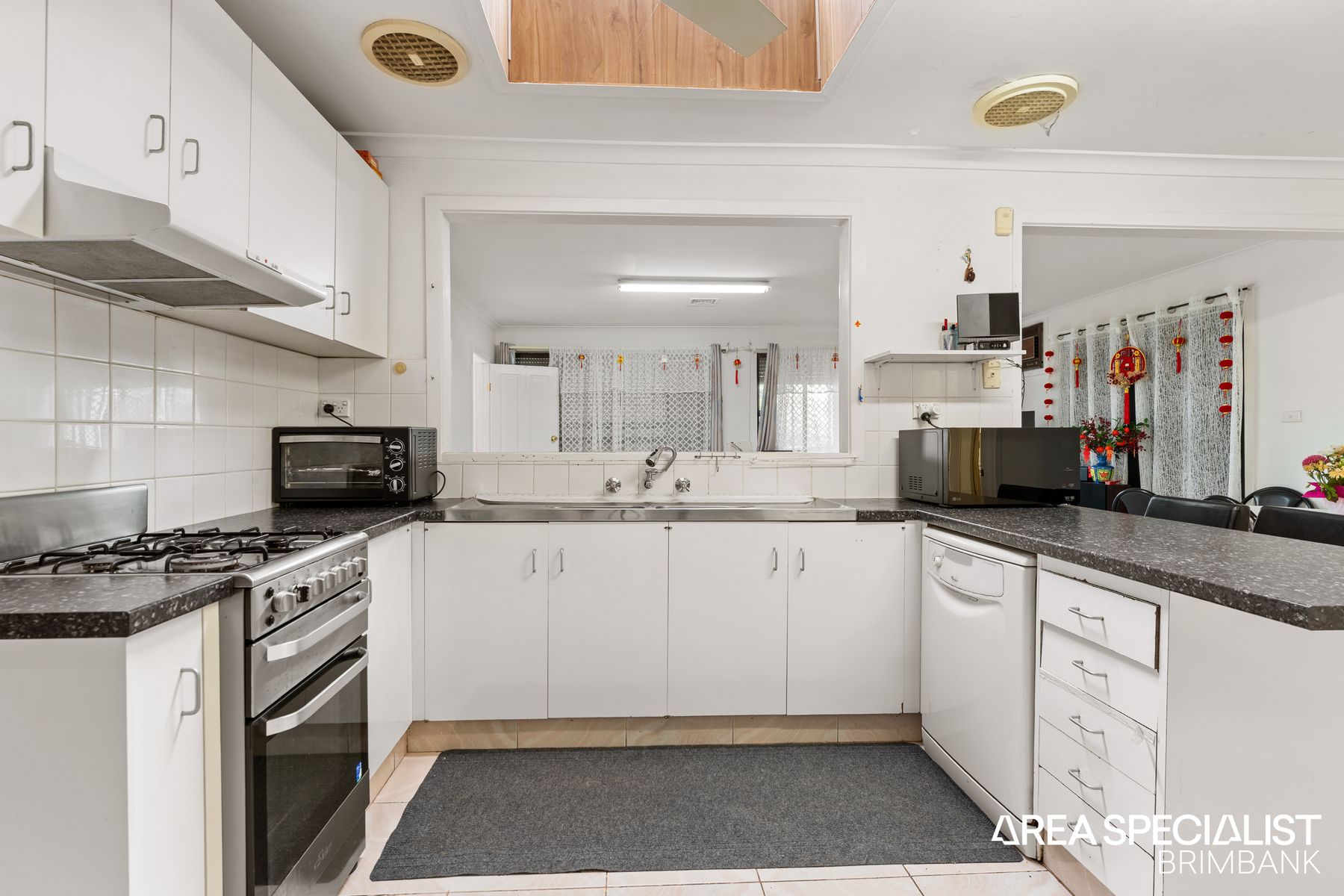 14 Winnington Street, Deer Park, VIC 3023, Deer Park - Thumbnail 4