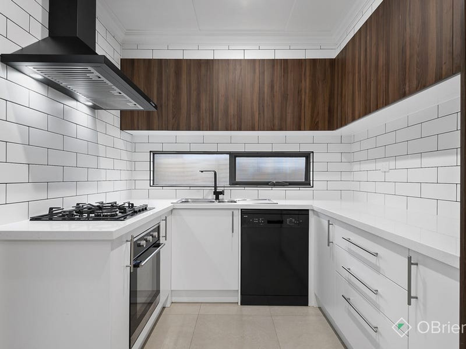 1/4 Gum Court, Doveton, VIC 3177, Doveton - Thumbnail 2