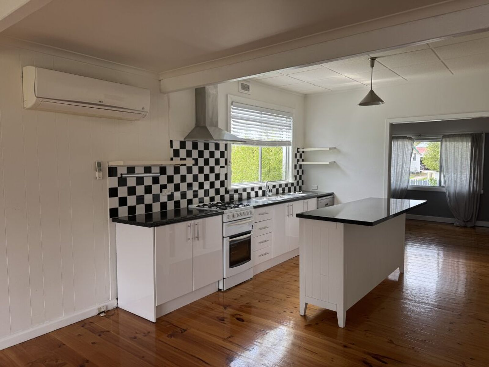 29 Ambrose Avenue, Traralgon VIC 3844, Traralgon - Thumbnail 2