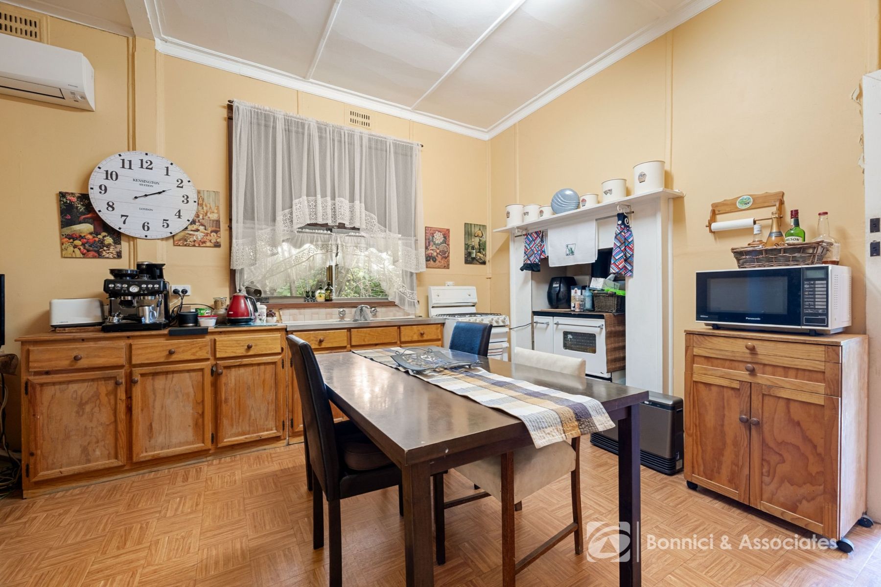 19 Victoria Road, Beechworth VIC 3747, Beechworth - Thumbnail 5
