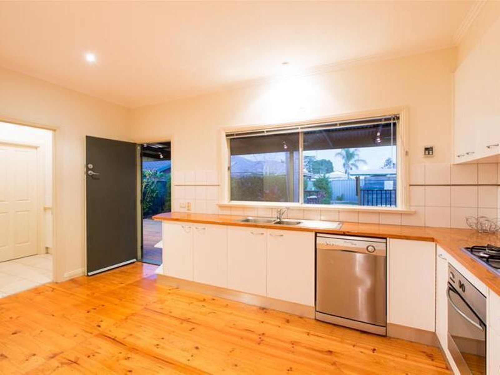 8 Tatra Avenue, Mildura - Thumbnail 5