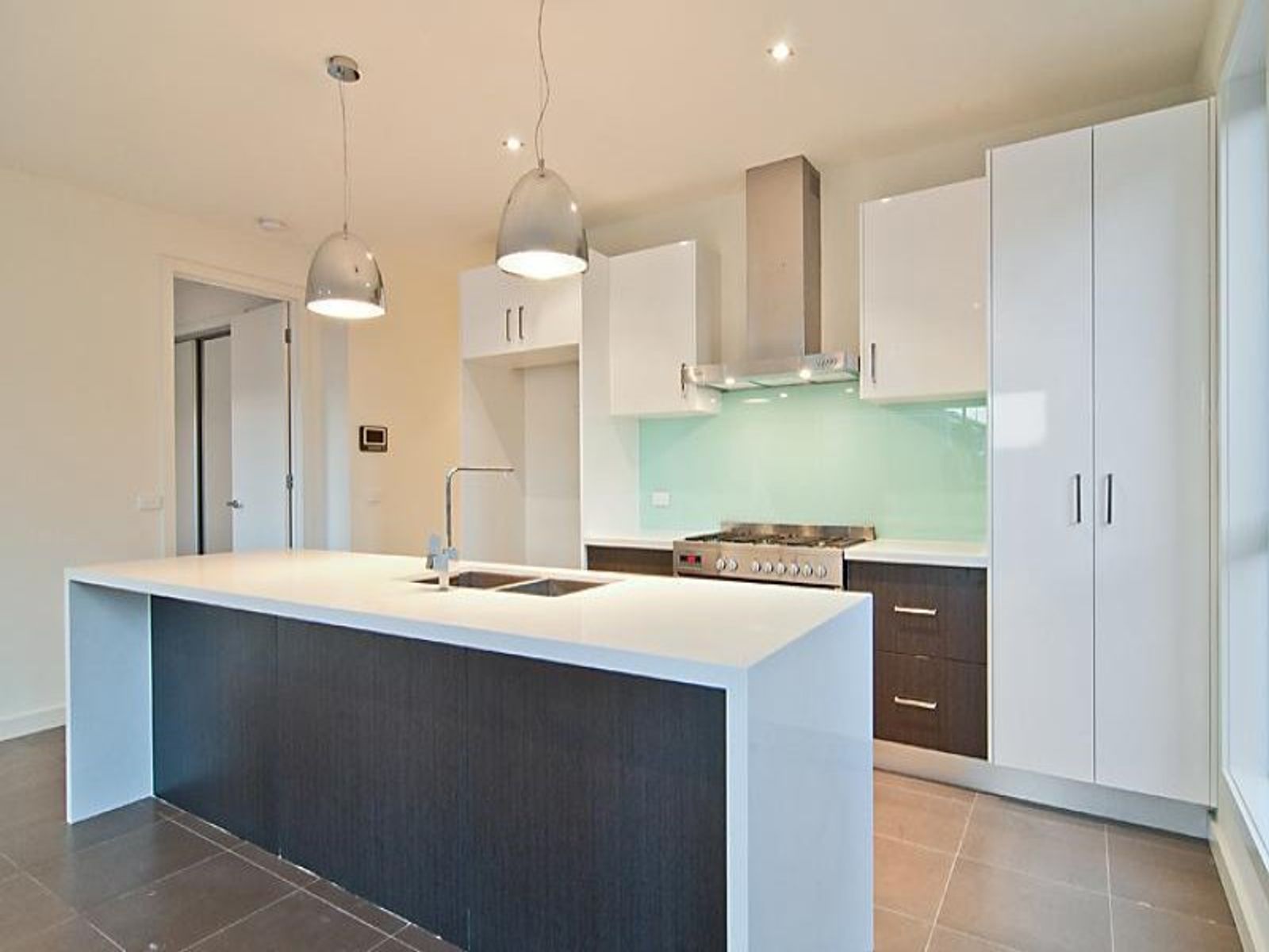 89 Rimcross Drive, Avondale Heights - Thumbnail 4