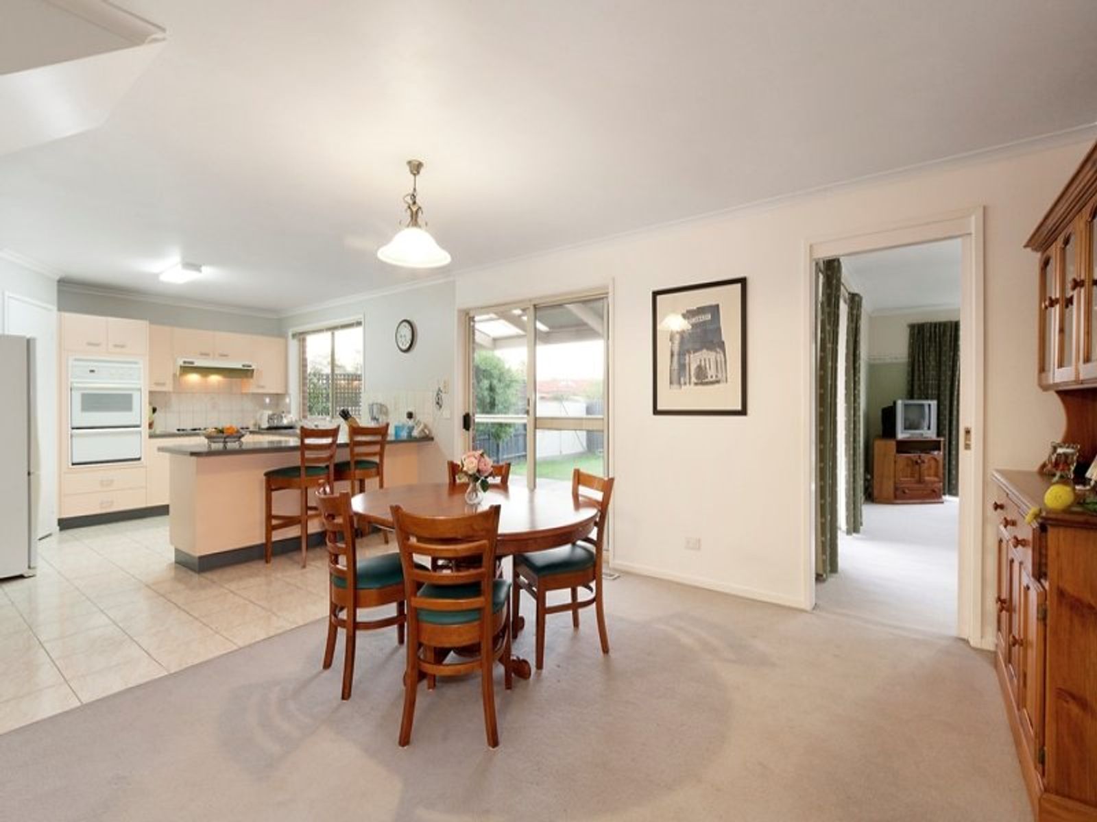 31 Hickman Avenue, Aspendale Gardens, VIC 3195, Aspendale Gardens - Thumbnail 4