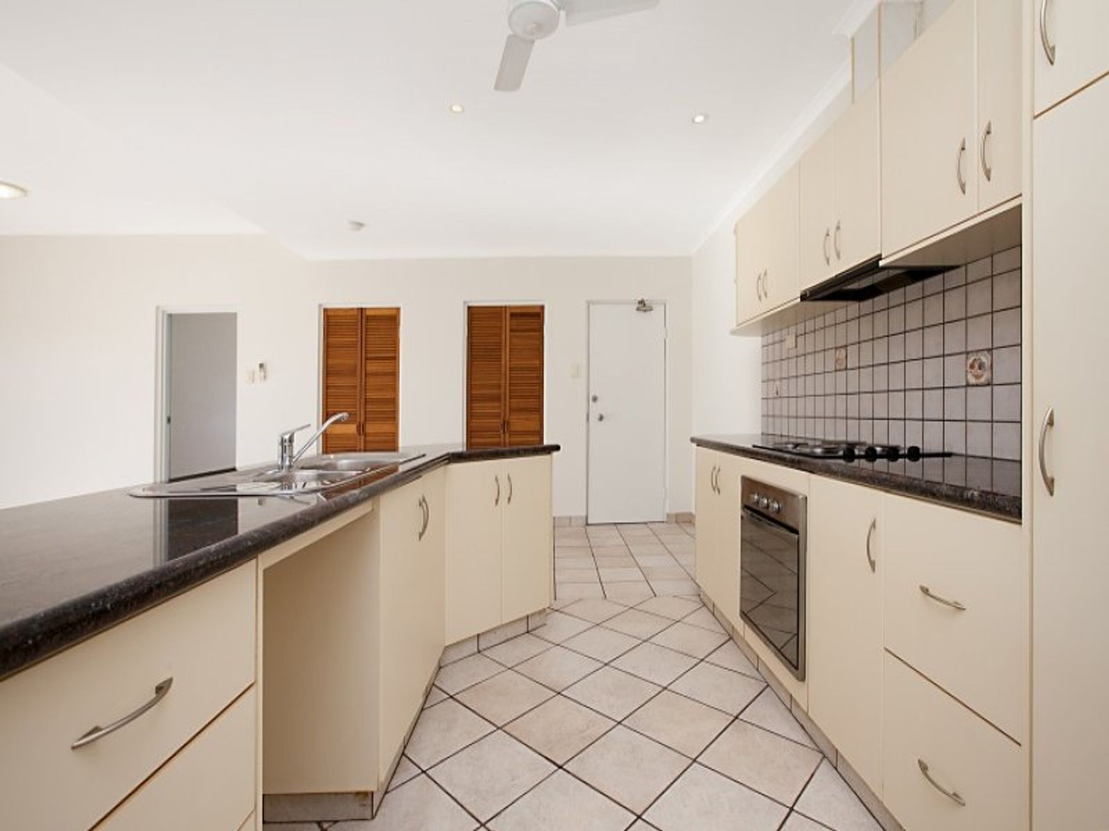 7/1 Marsina Court, Larrakeyah NT 0820, Larrakeyah - Thumbnail 3
