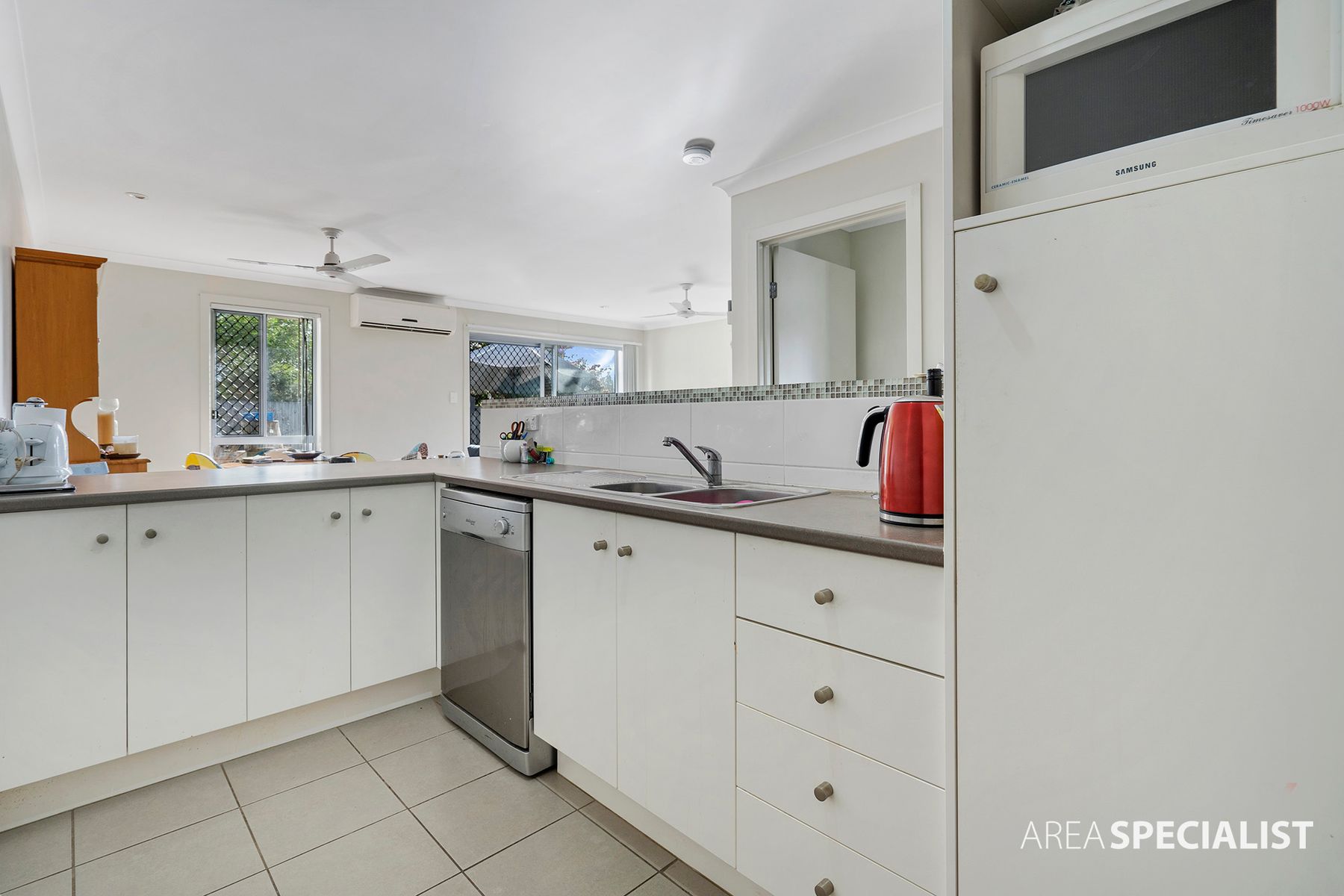 3B Babich Court, Holmview, QLD 4207, Holmview - Thumbnail 3