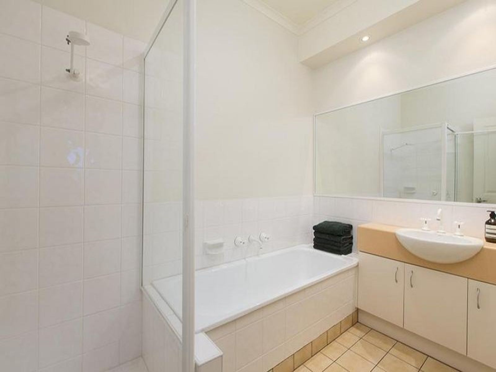 15 Wakefield Street, Kensington, VIC 3031, Kensington - Thumbnail 7