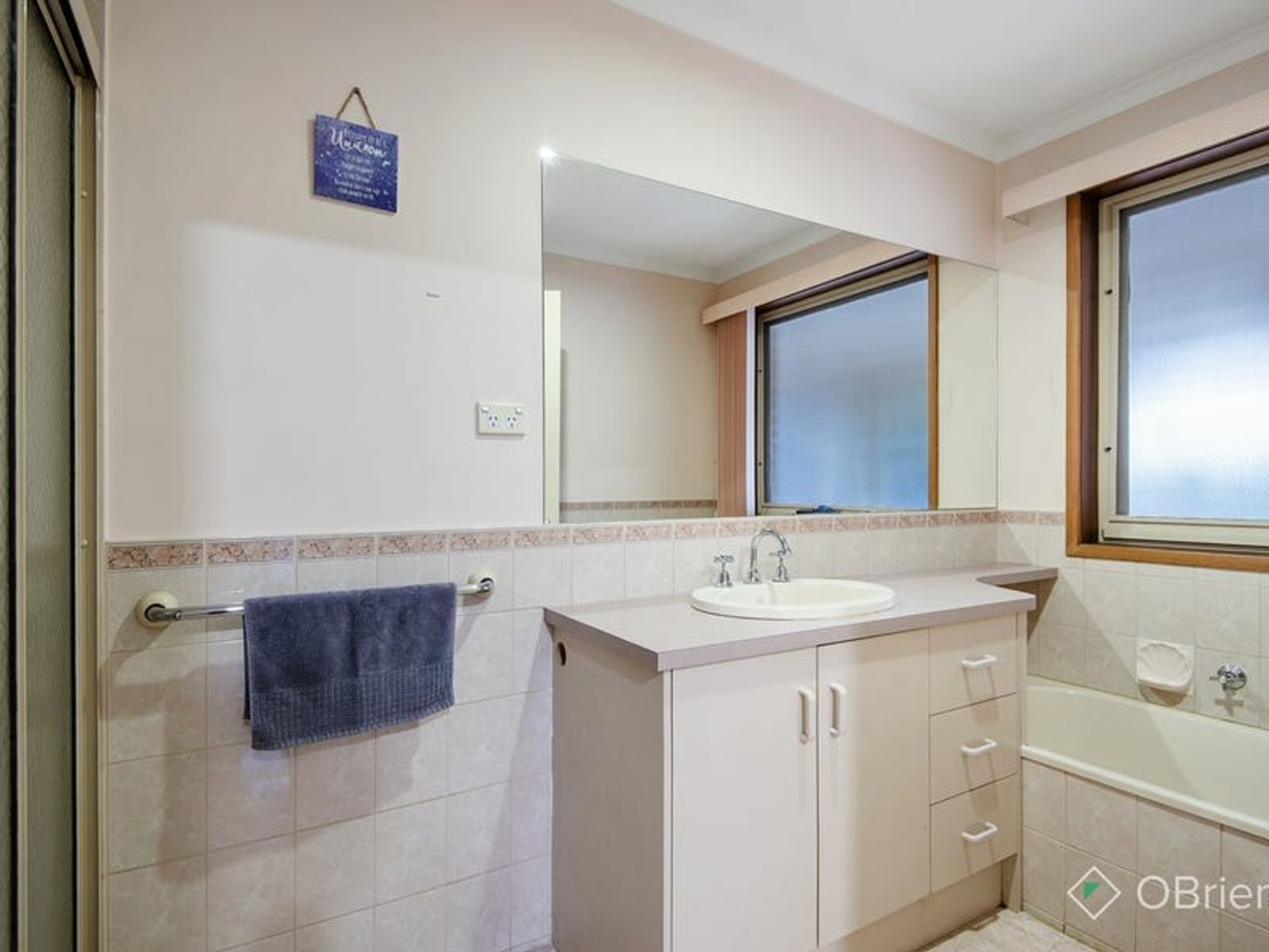 13 Maryrose Crescent, Endeavour Hills, VIC 3802, Endeavour Hills - Thumbnail 6