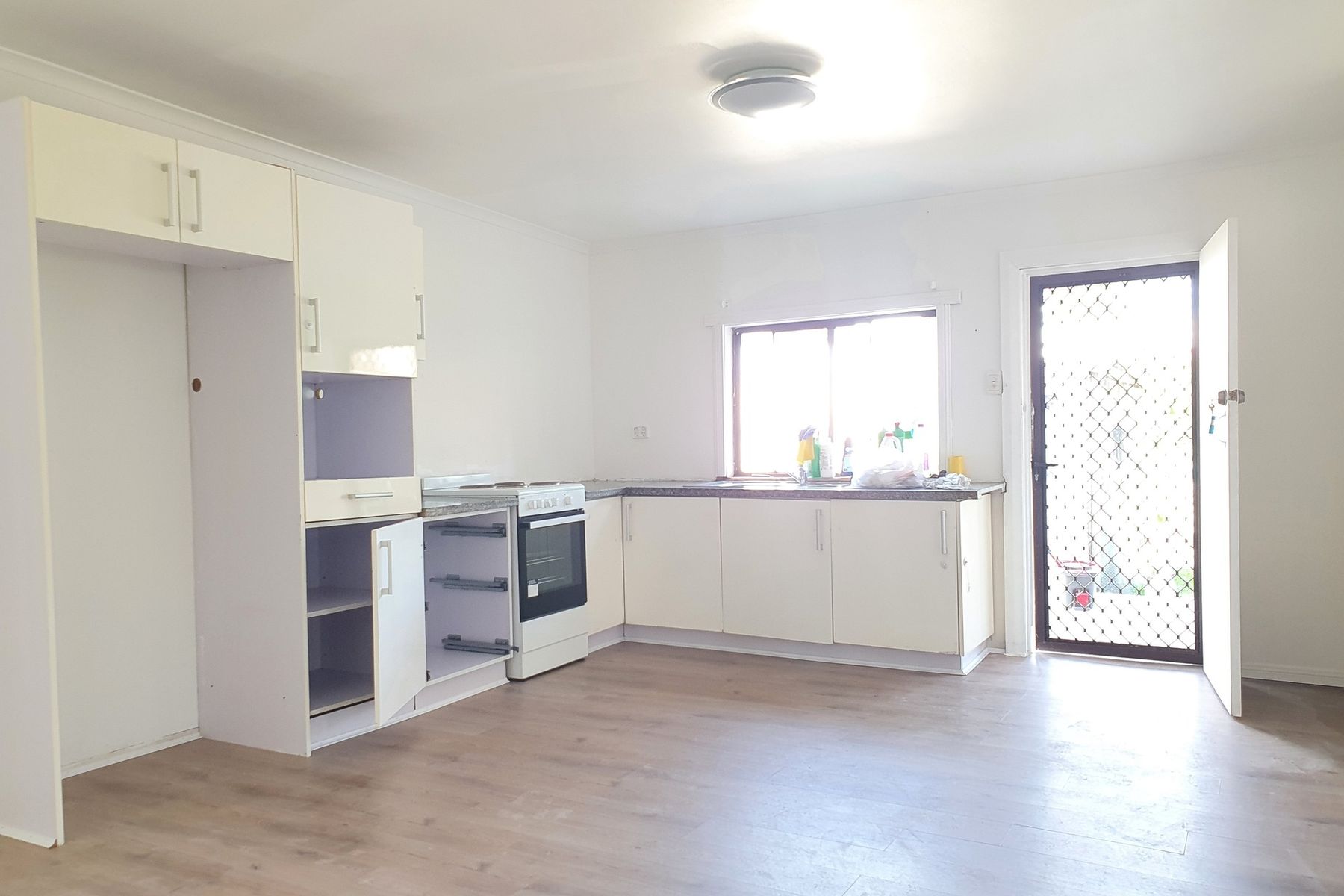 2/32 Chisholm Road, Auburn NSW 2144, Auburn - Thumbnail 2