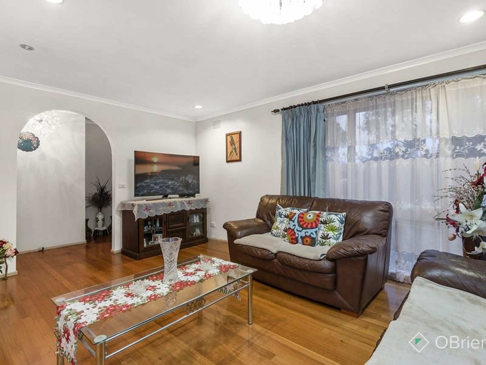 42 Saxonwood Drive, Narre Warren, VIC 3805, Narre Warren - Thumbnail 4