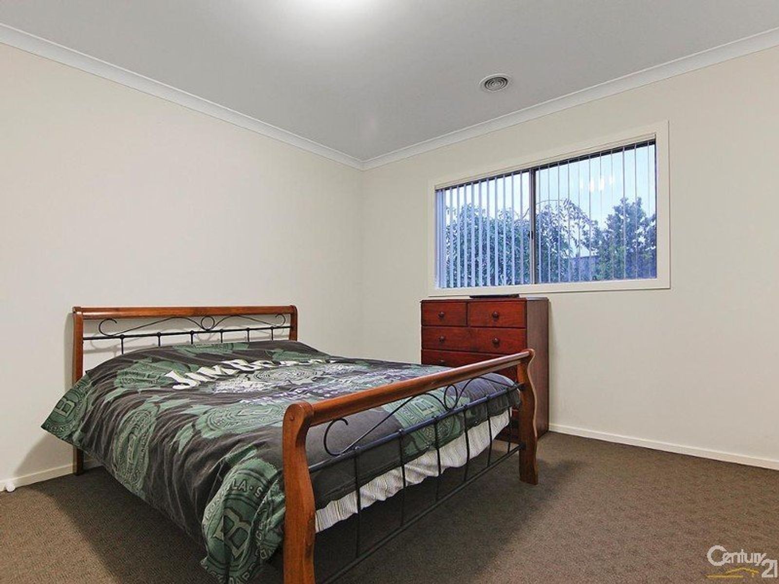 4 Lancashire Drive, Cranbourne North - Thumbnail 8