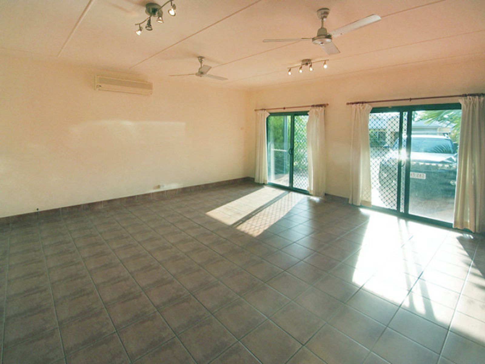 8 Mihailou Court, Coconut Grove NT 0810, Coconut Grove - Thumbnail 5