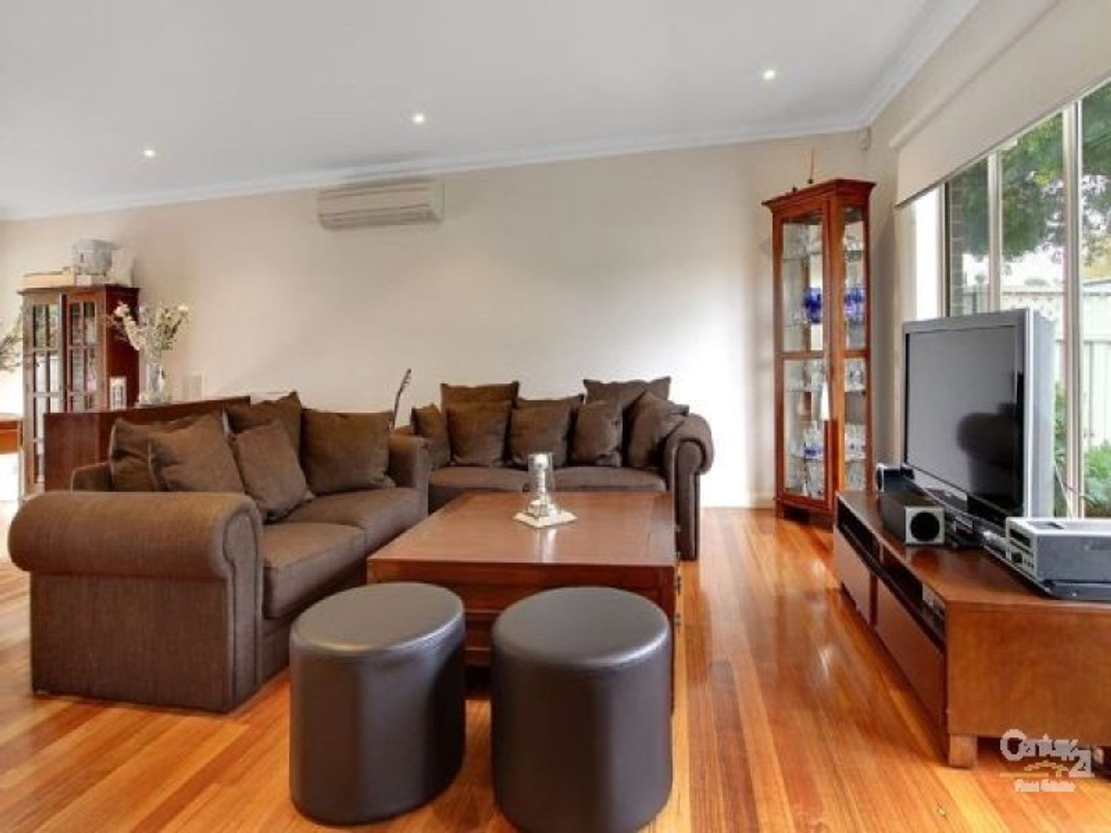 42 Kauri Grove, Glen Waverley, VIC 3150, Glen Waverley - Thumbnail 2