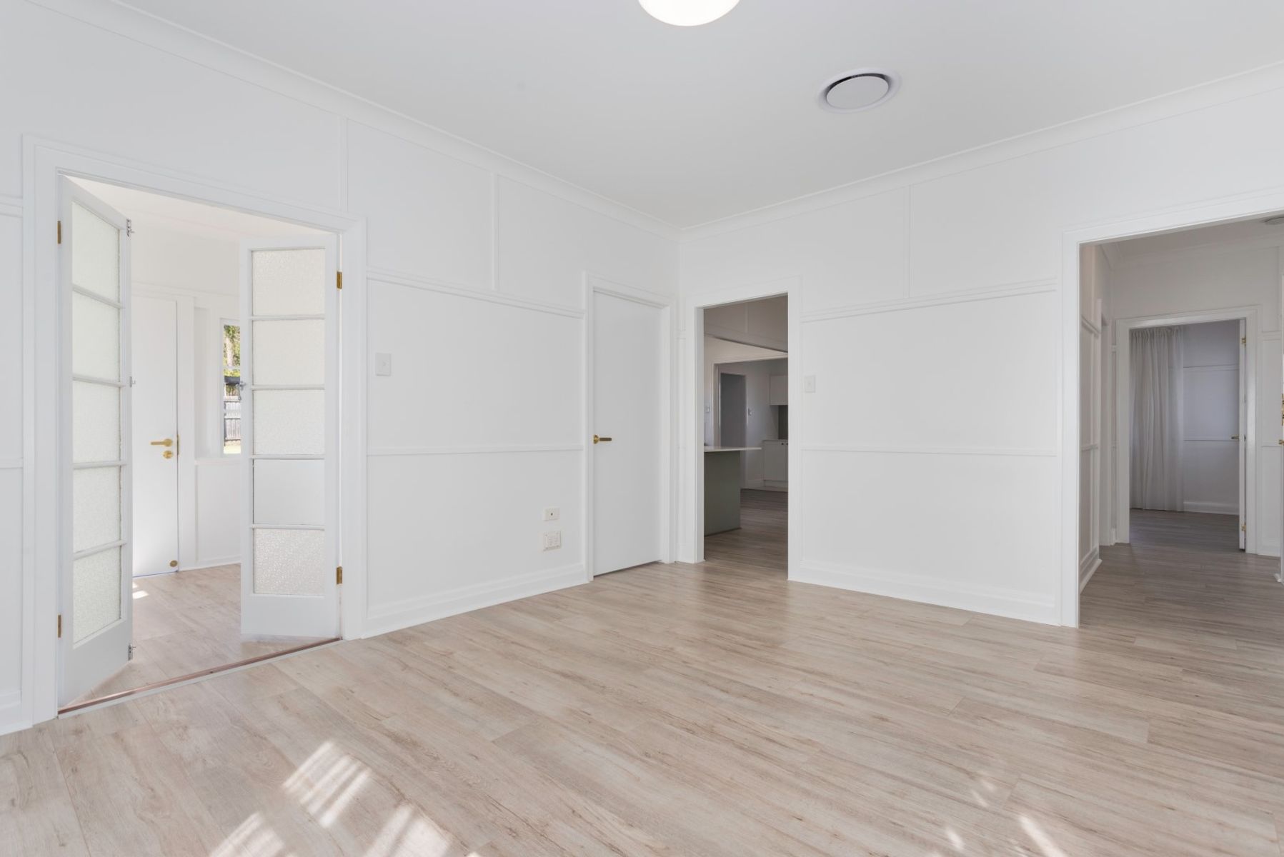 1 Bridson Avenue, East Ipswich, QLD 4305, East Ipswich - Thumbnail 5