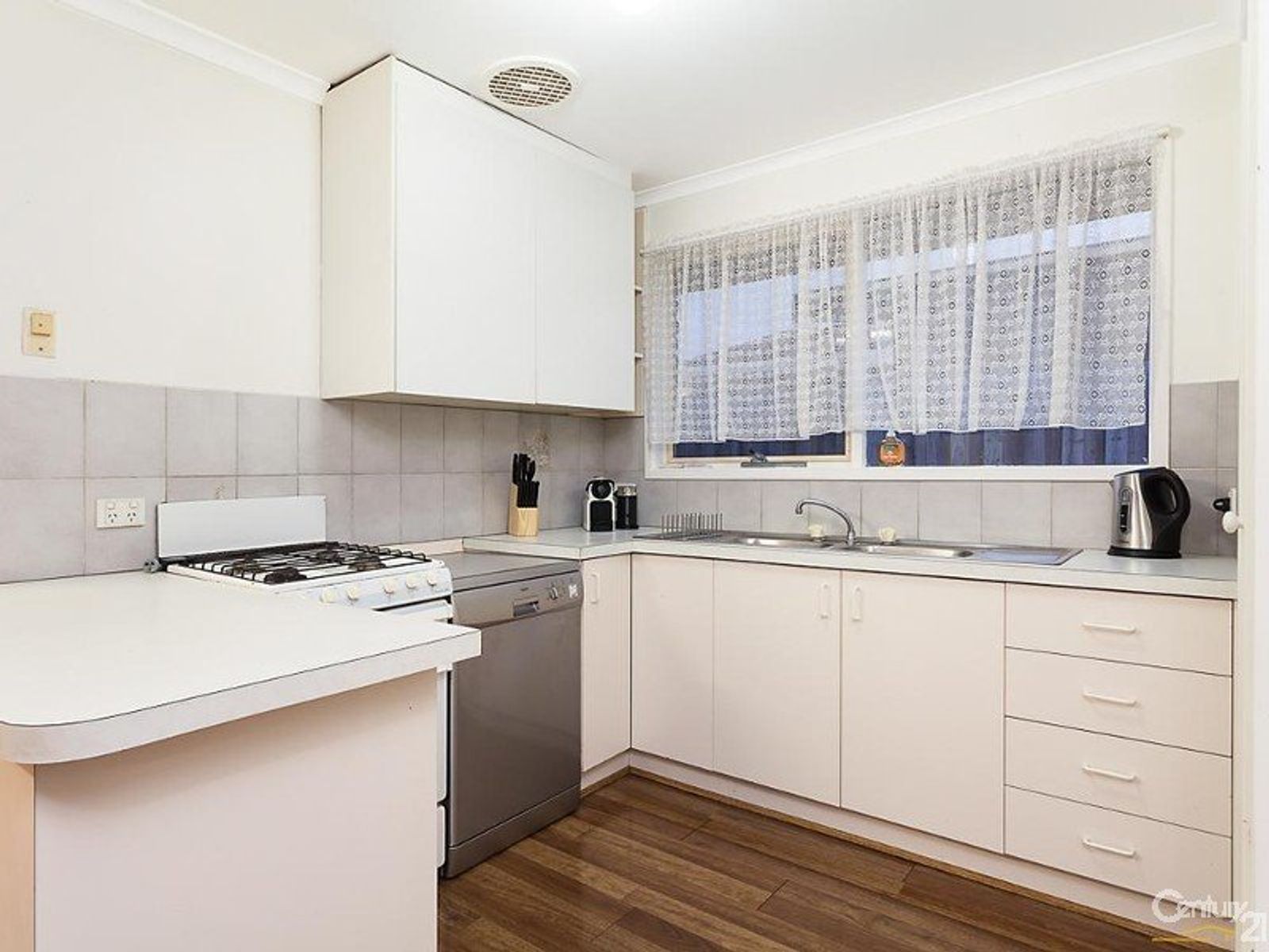 43 Bernborough Ave, Cranbourne West - Thumbnail 8