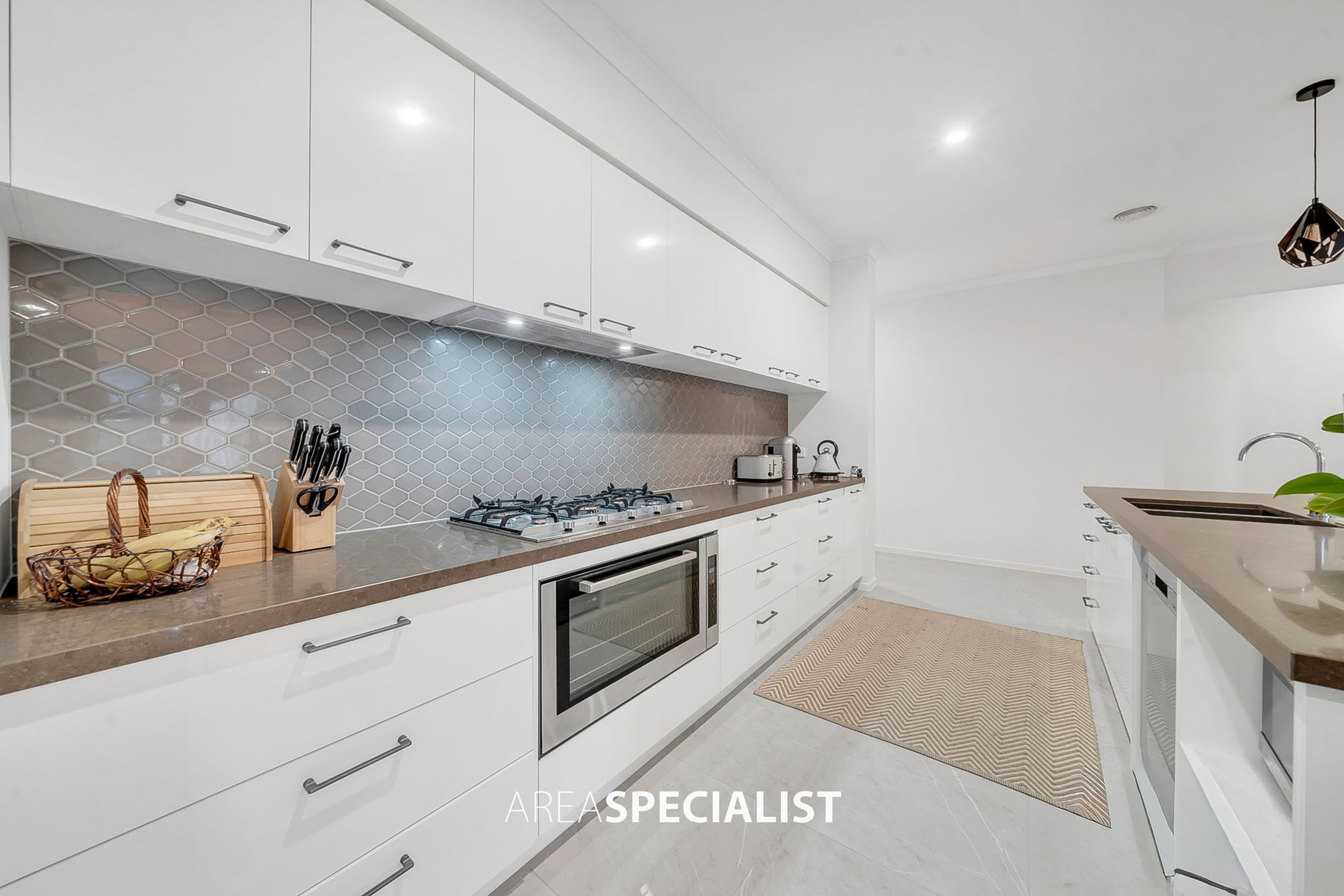 4 Niloma Street, Clyde North, VIC 3978, Clyde North - Thumbnail 8
