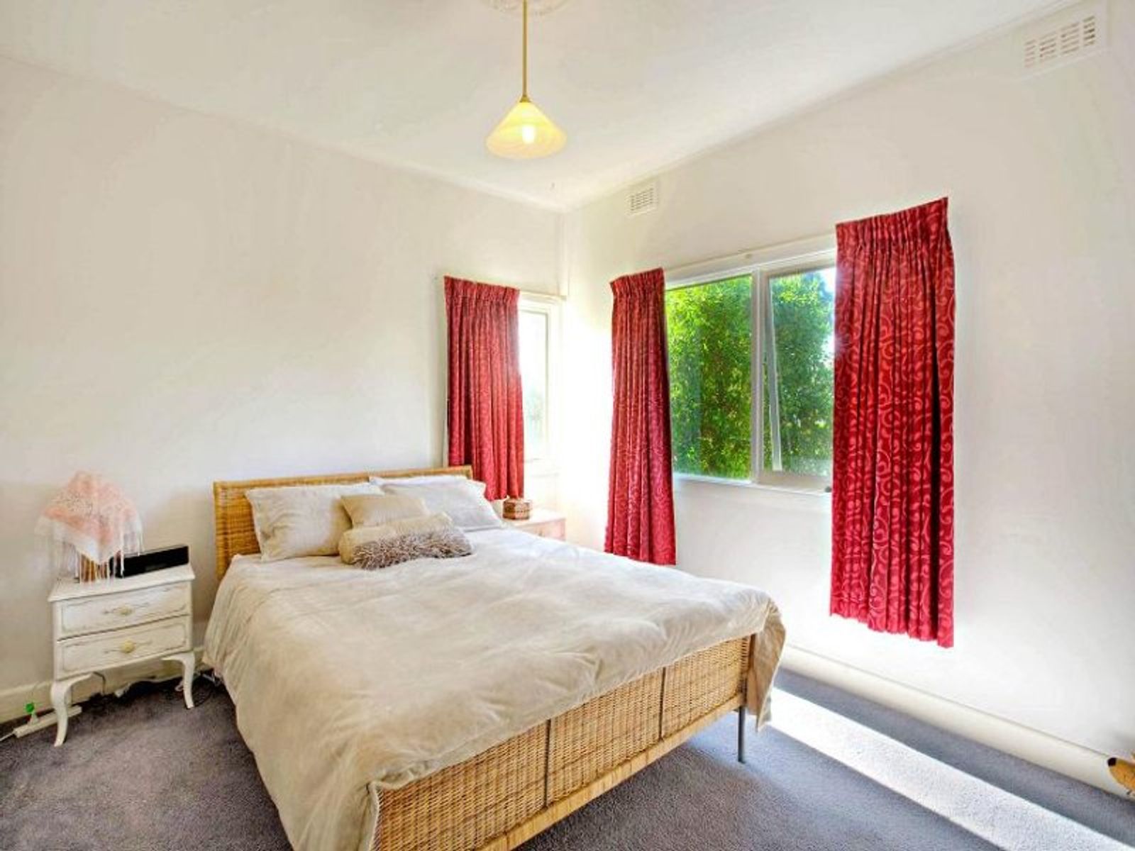 8 Raymond Road, Seaford, VIC 3198, Seaford - Thumbnail 4