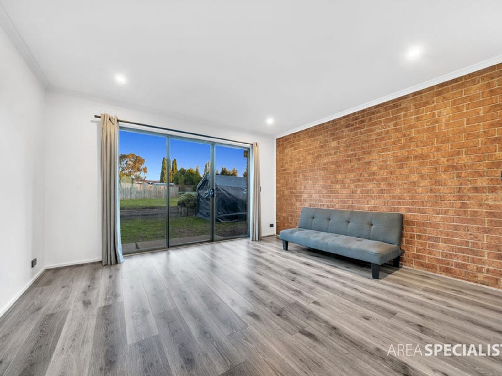 14 Manisa Place, Cranbourne West, VIC 3977, Cranbourne West - Thumbnail 6