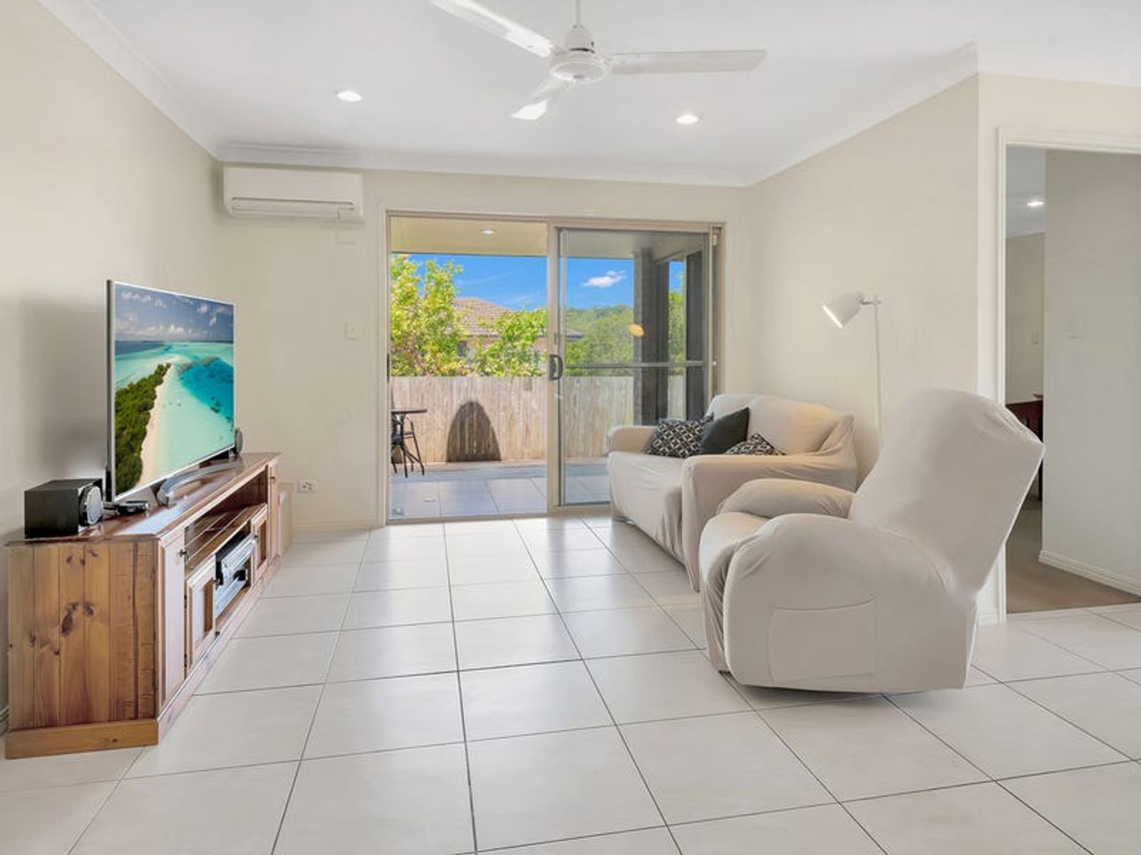 2/6 Bella Boulevard, Pimpama, QLD 4209, Pimpama - Thumbnail 4