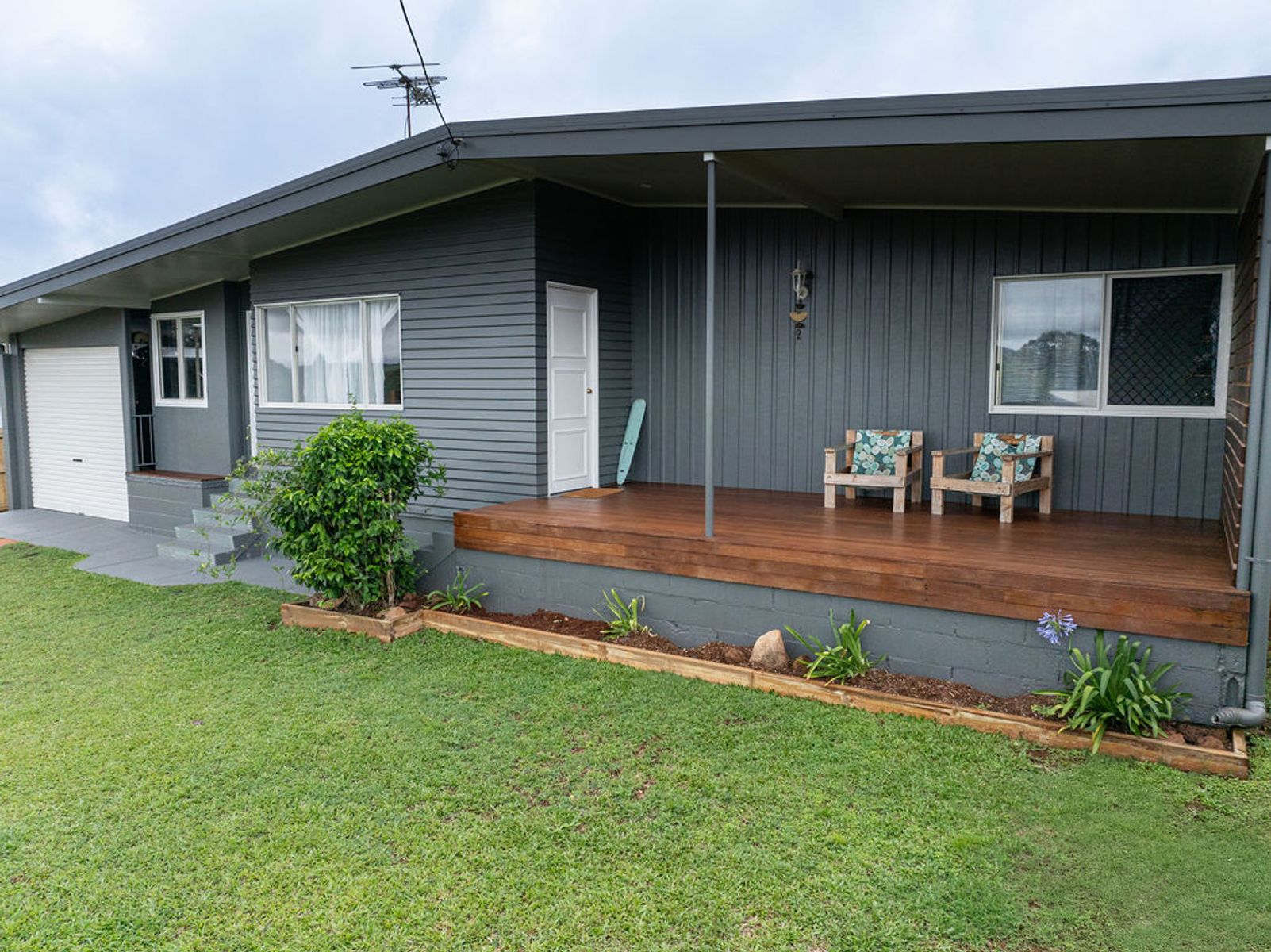 21 Viola Street, Atherton - Image 1