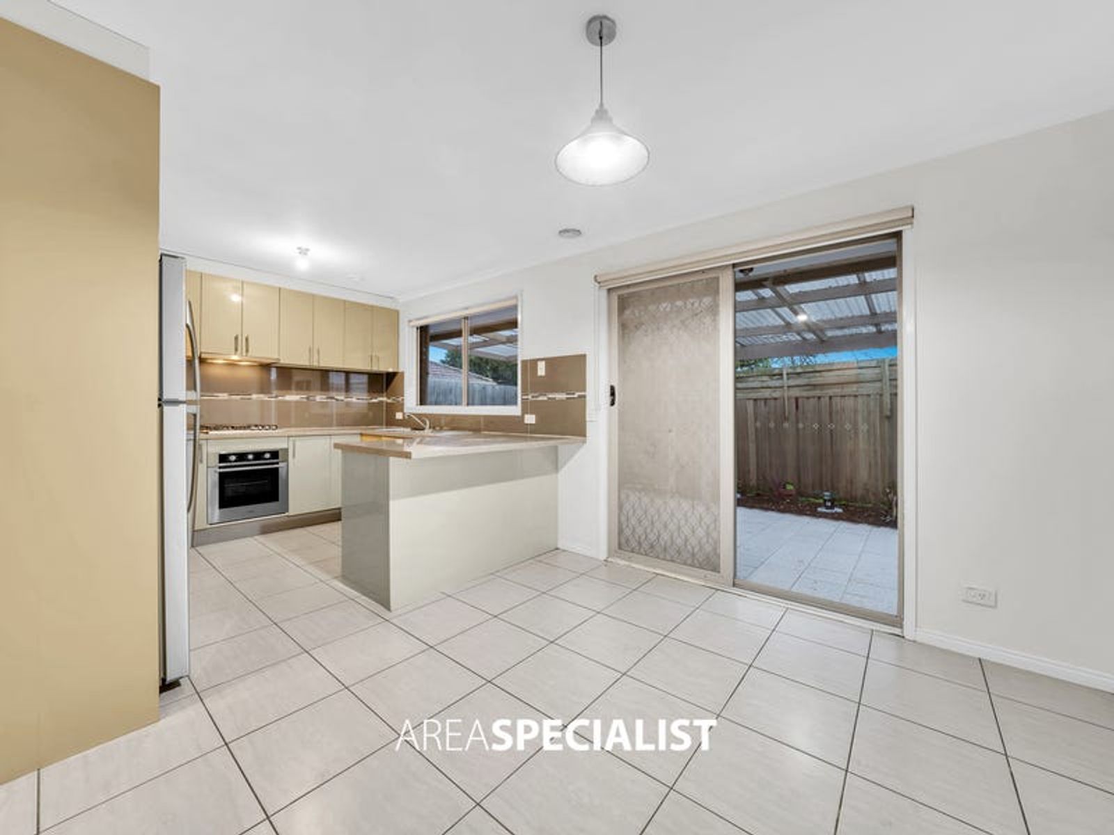 22 Caroline Crescent, Cranbourne West, VIC 3977, Cranbourne West - Thumbnail 7