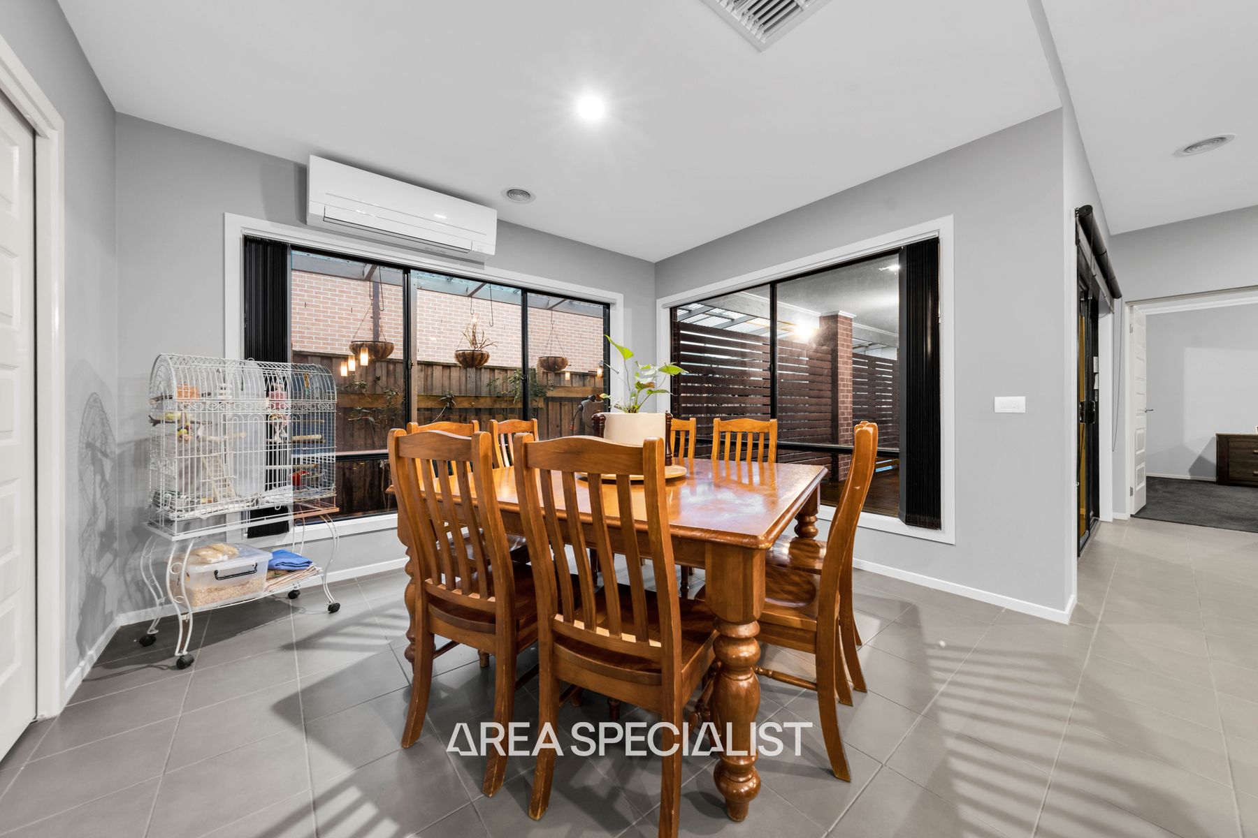 15 Chedword Road, Cranbourne North, VIC 3977, Cranbourne North - Thumbnail 4