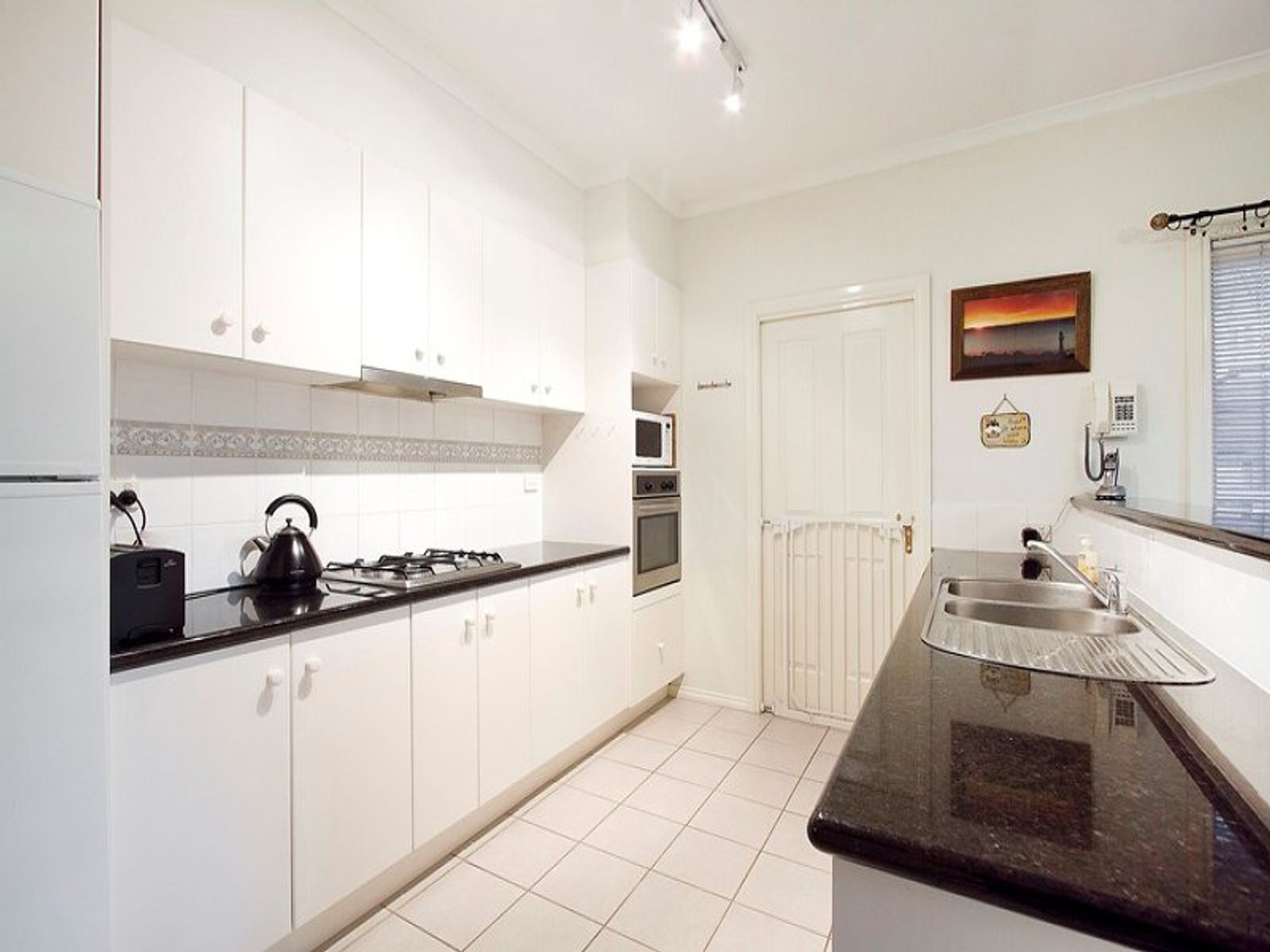 19 Marinique Drive, Aspendale Gardens, VIC 3195, Aspendale Gardens - Thumbnail 3