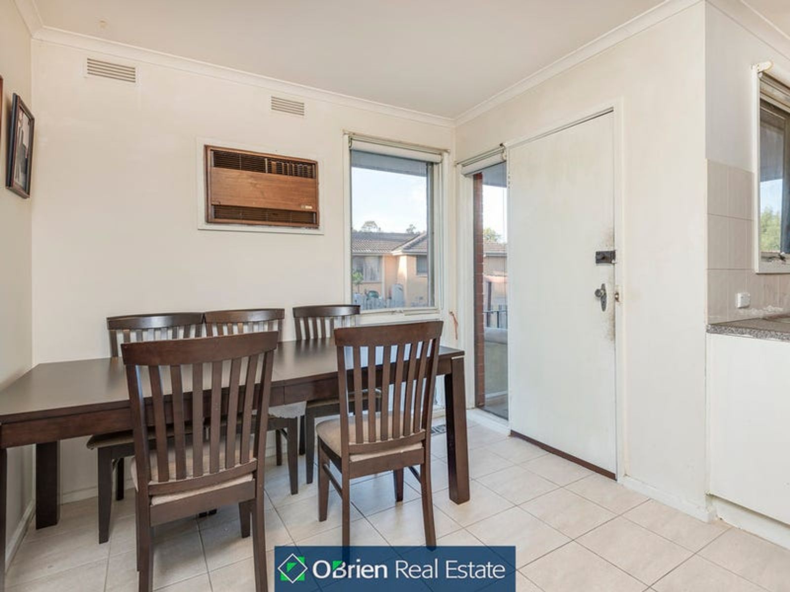 11 Cormorant Close, Endeavour Hills, VIC 3802, Endeavour Hills - Thumbnail 4
