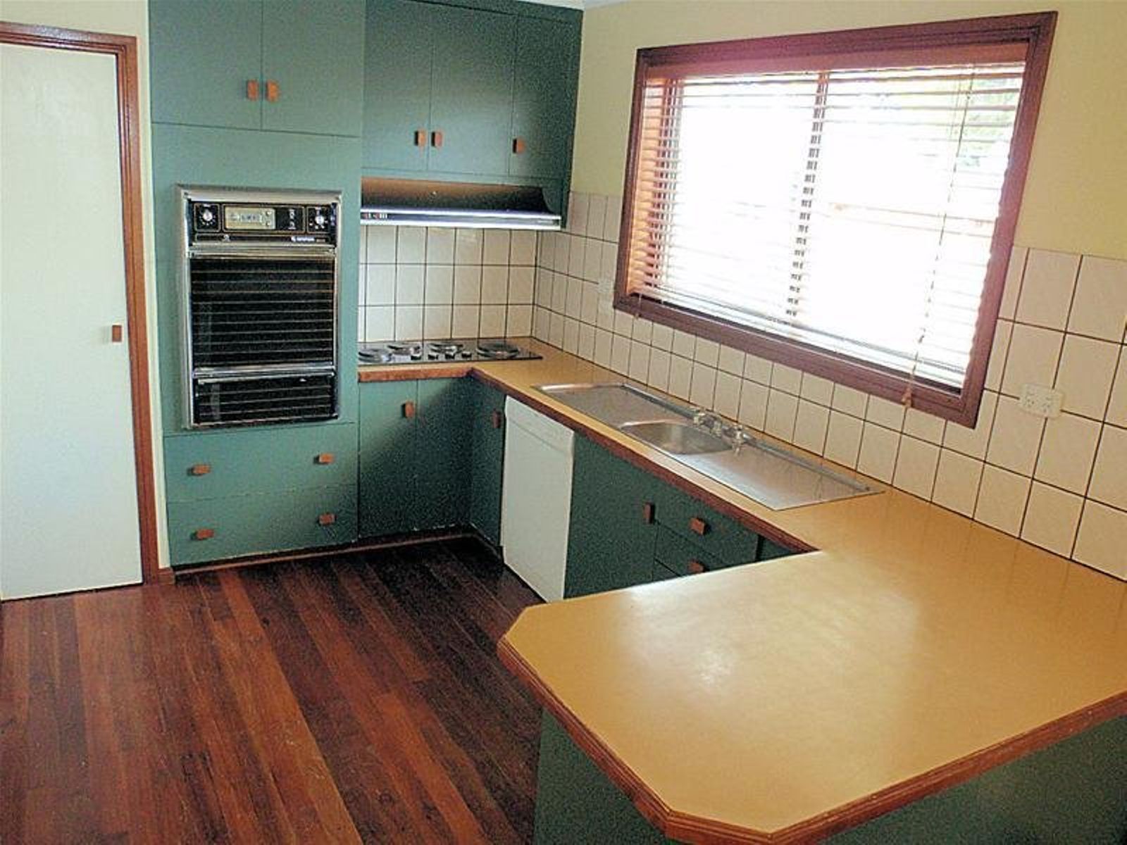 16 Rosemont Avenue, Mildura - Thumbnail 2