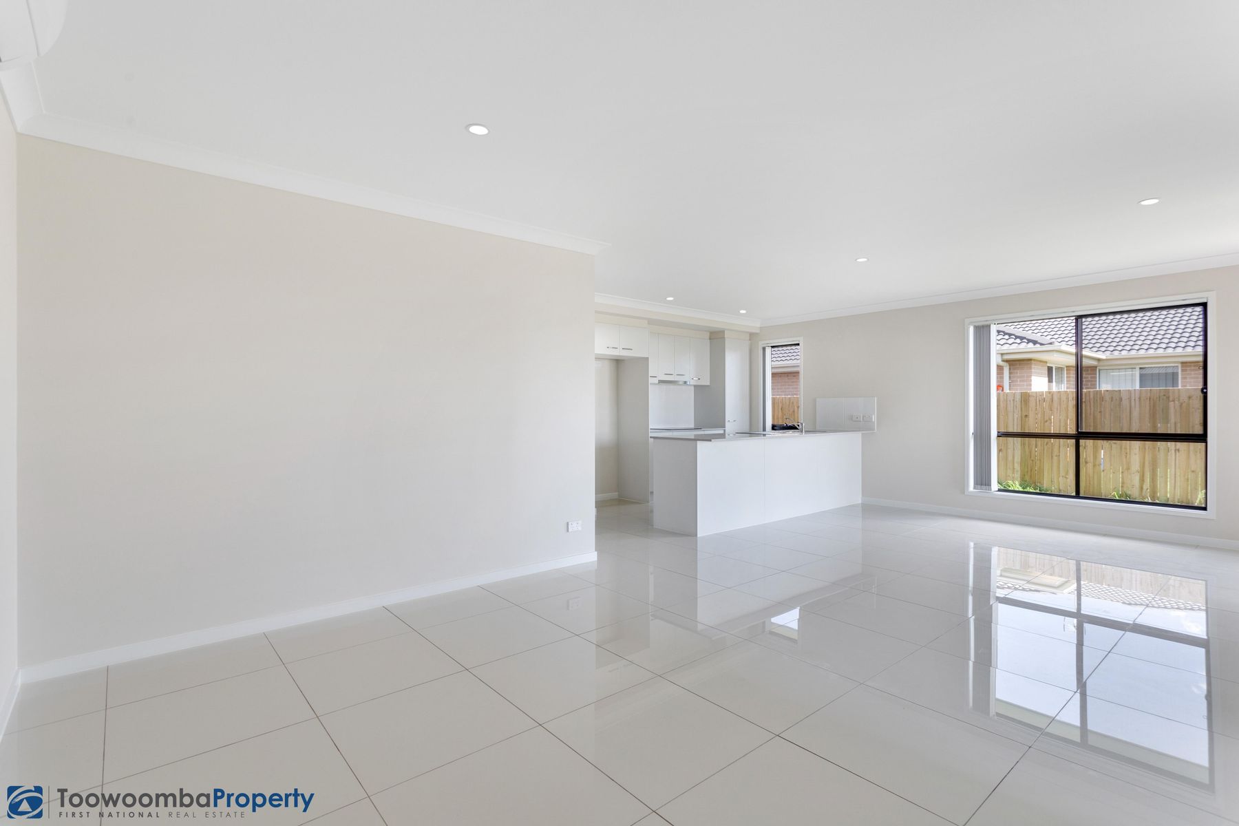 1/20 Myrtleford Crescent, Cambooya QLD 4358, Cambooya - Thumbnail 3