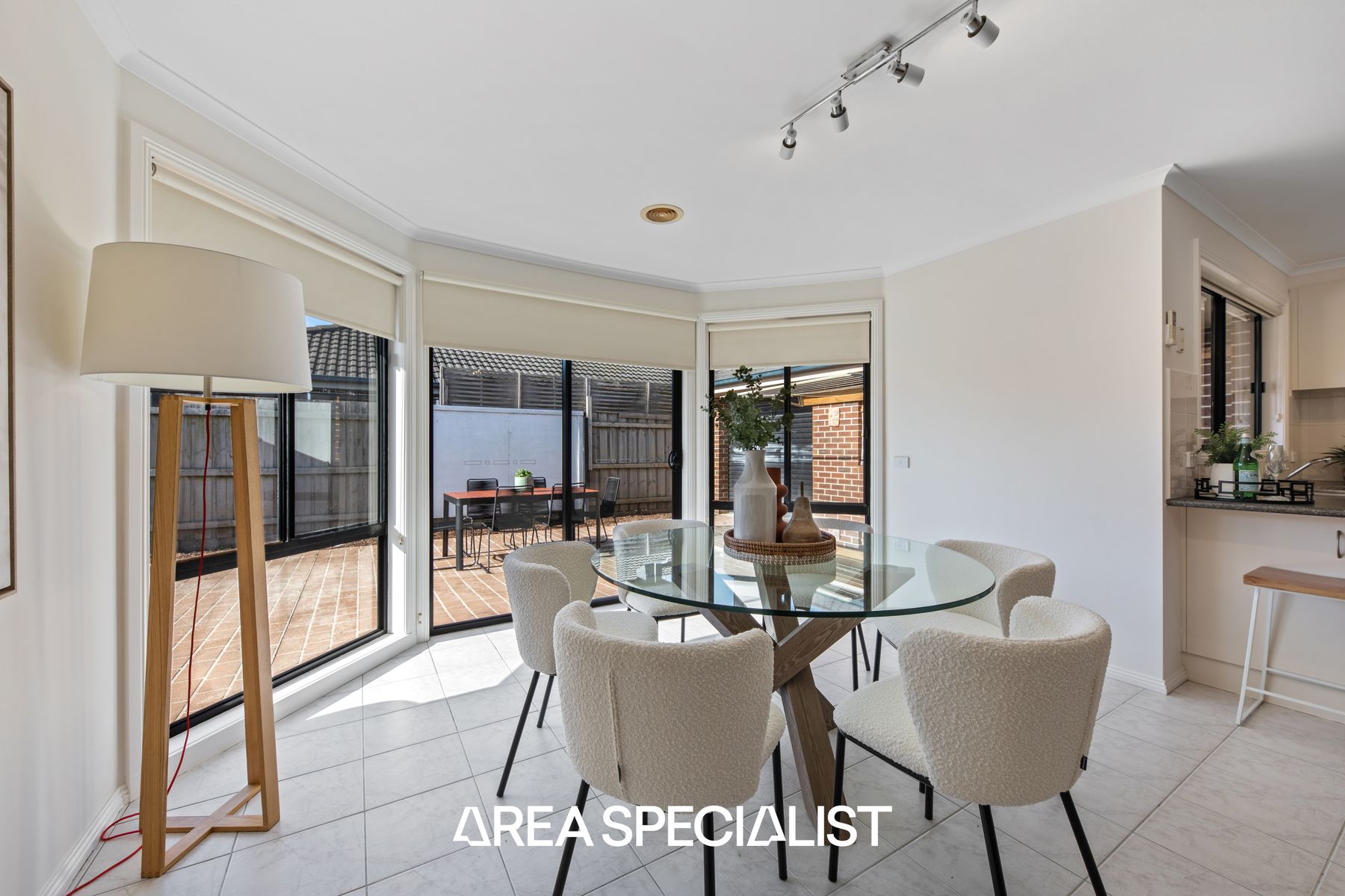 20 Camelia Way, Pakenham, VIC 3810, Pakenham - Thumbnail 6