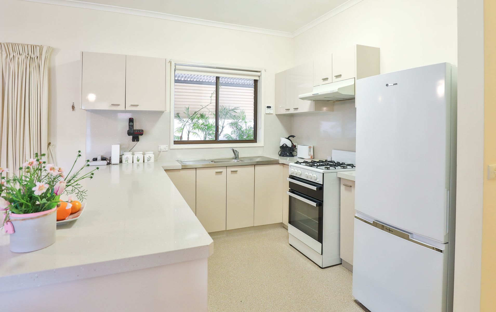 1/396 Eleventh Street, Mildura - Thumbnail 2