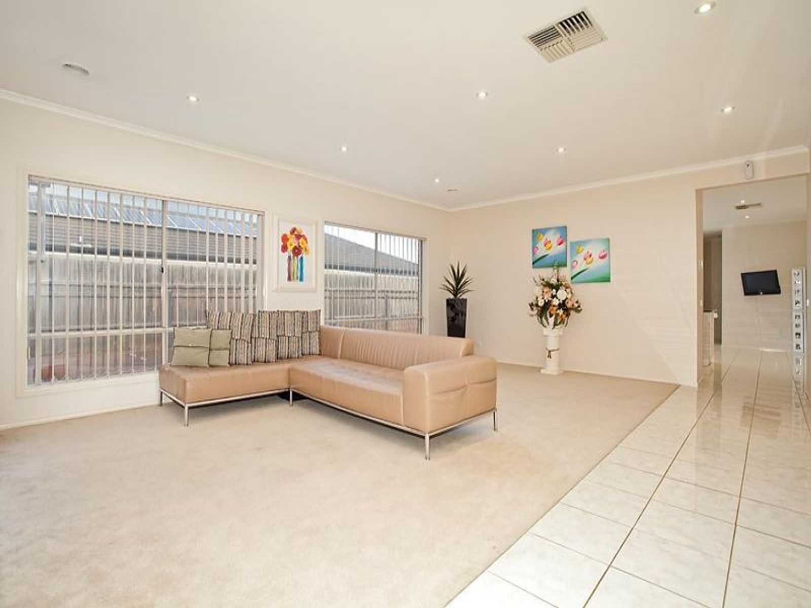 5 Carlton Court, Taylors Hill - Thumbnail 4