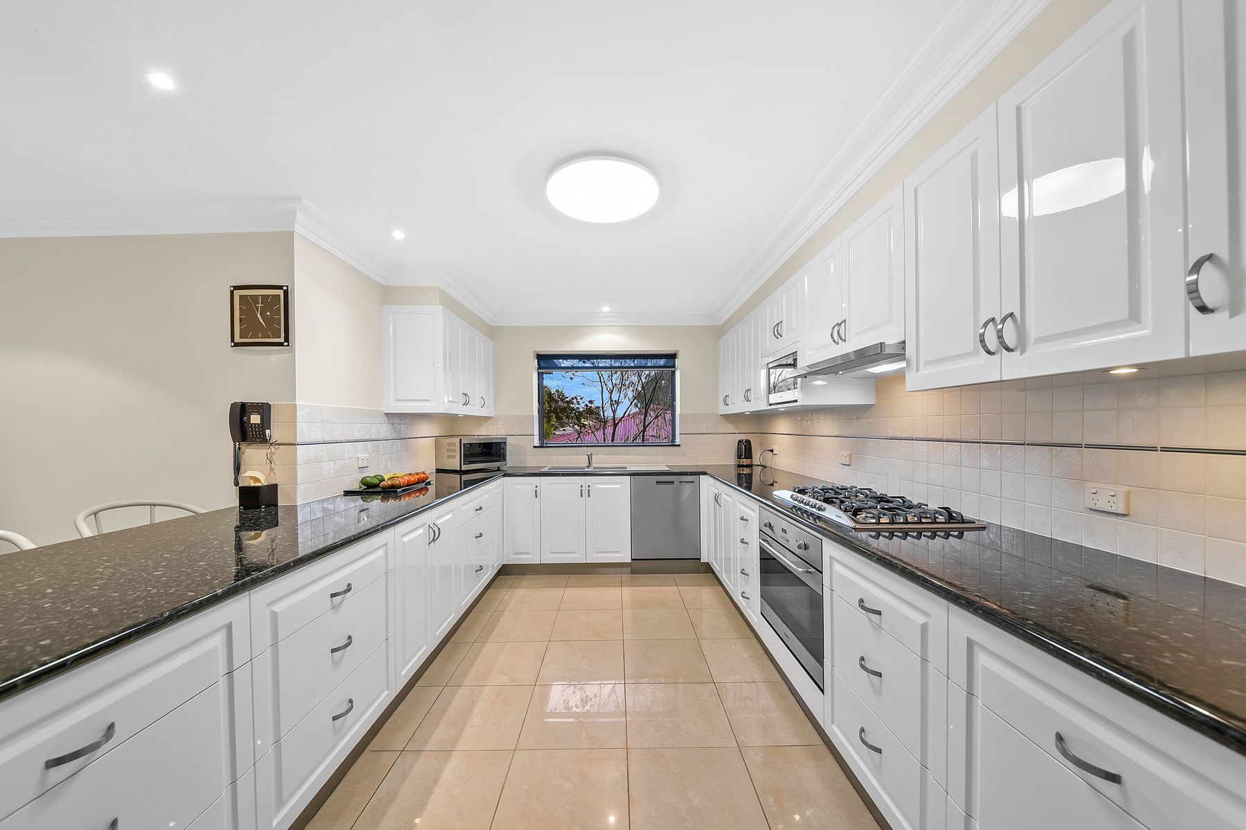 28 Edward Road, Chirnside Park, VIC 3116, Chirnside Park - Thumbnail 6