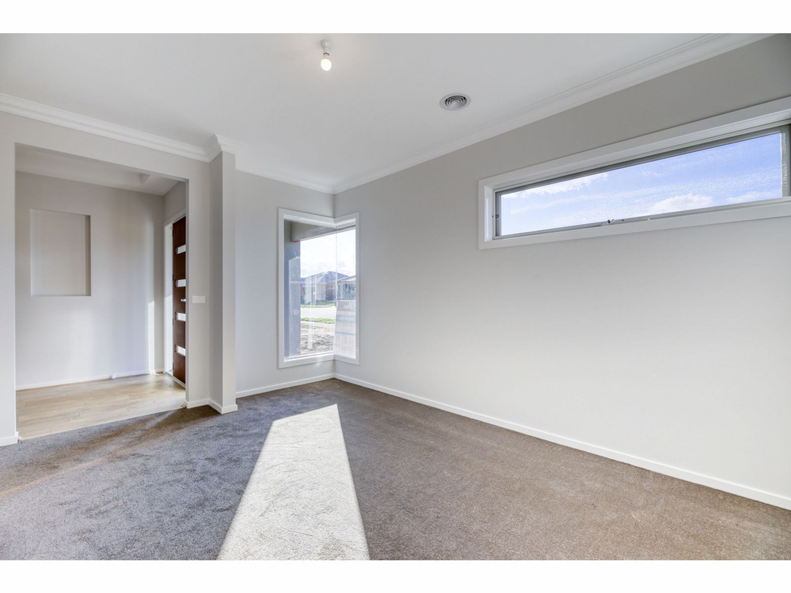 10 Bentley Street, Warragul, VIC 3820, Warragul - Thumbnail 4