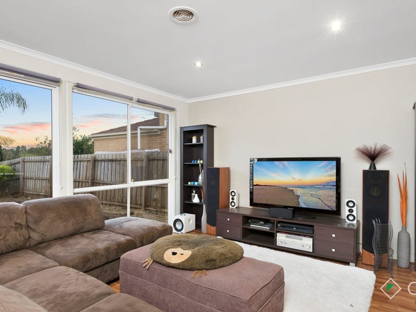102 David Collins Drive, Endeavour Hills, VIC 3802, Endeavour Hills - Thumbnail 2