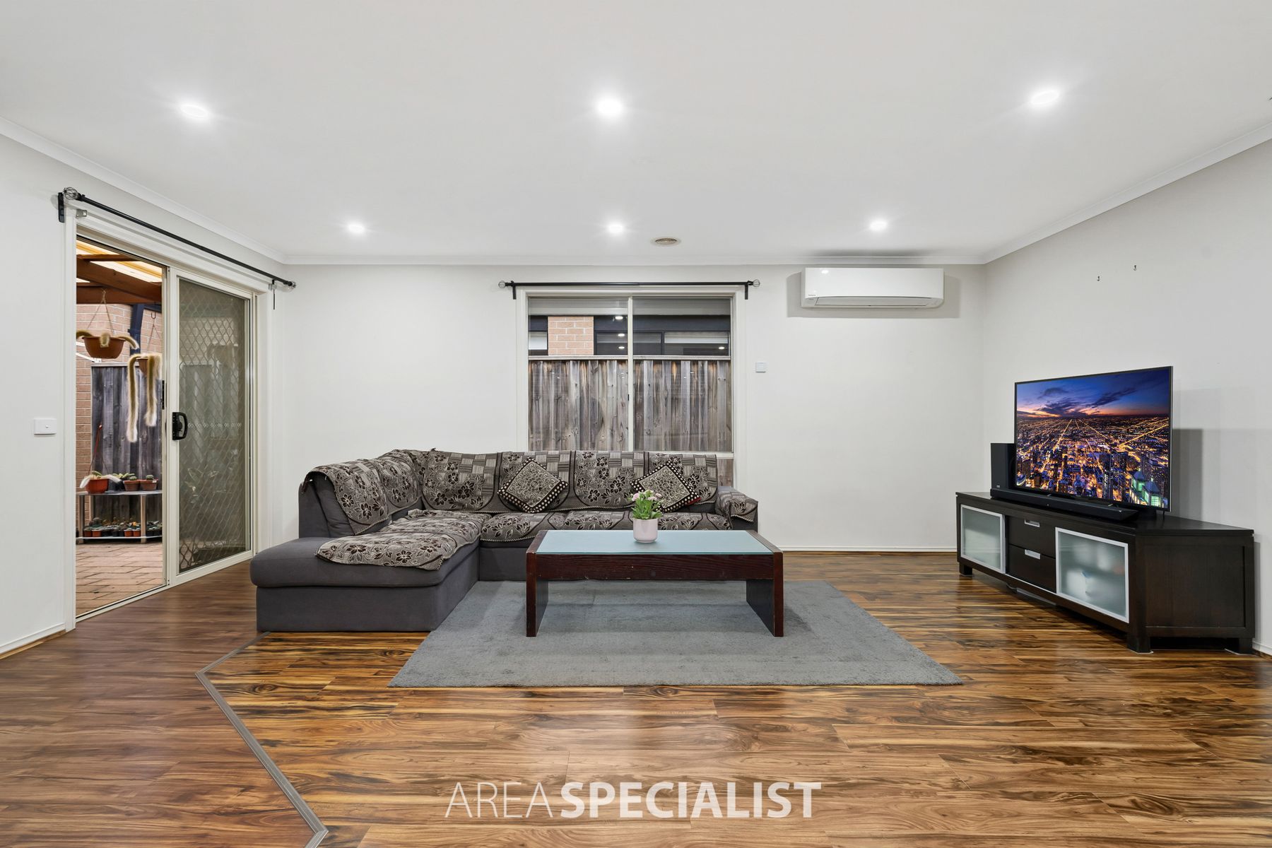 4 Maybush Lane, Cranbourne, VIC 3977, Cranbourne - Thumbnail 4