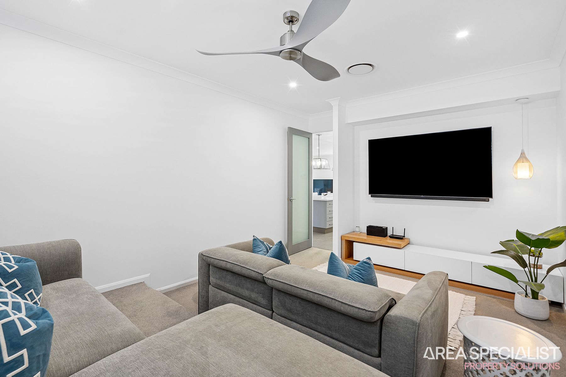 23 Moreton Drive, Jacobs Well, QLD 4208, Jacobs Well - Thumbnail 4