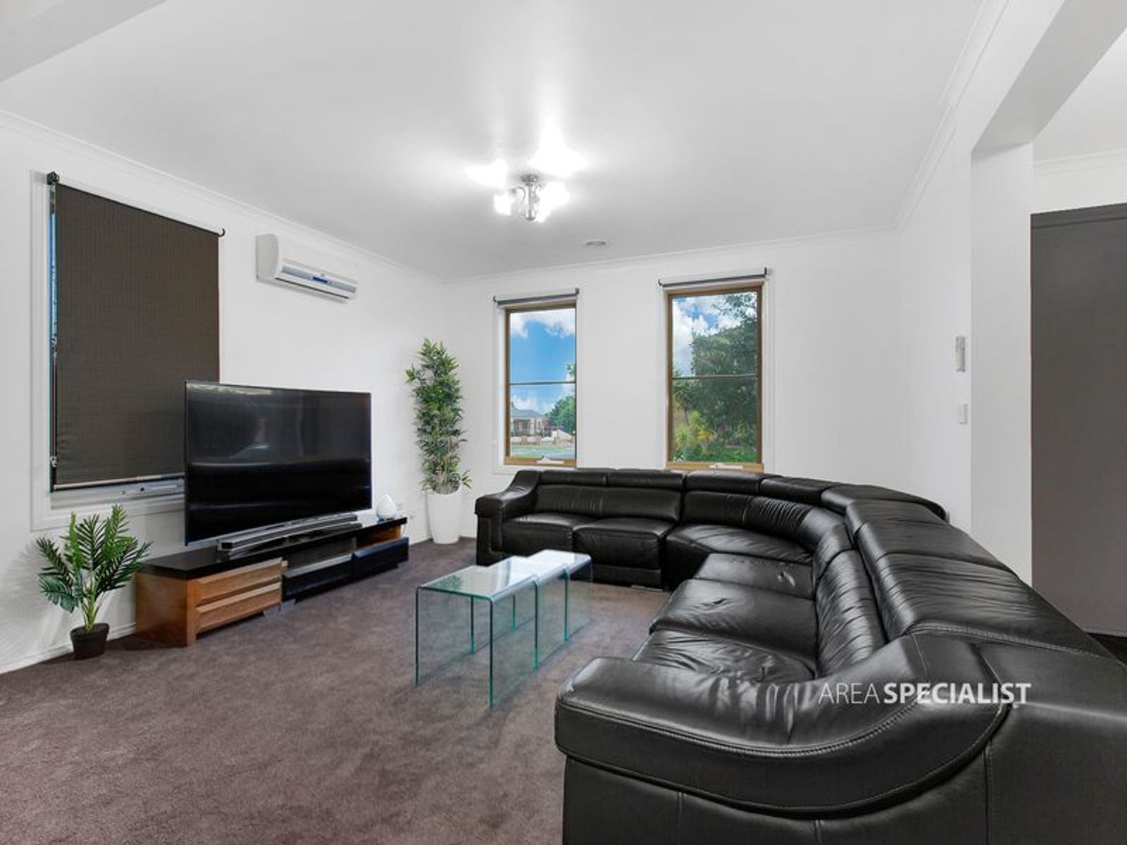 43 Honey Myrtle Way, Cranbourne, VIC 3977, Cranbourne - Thumbnail 2